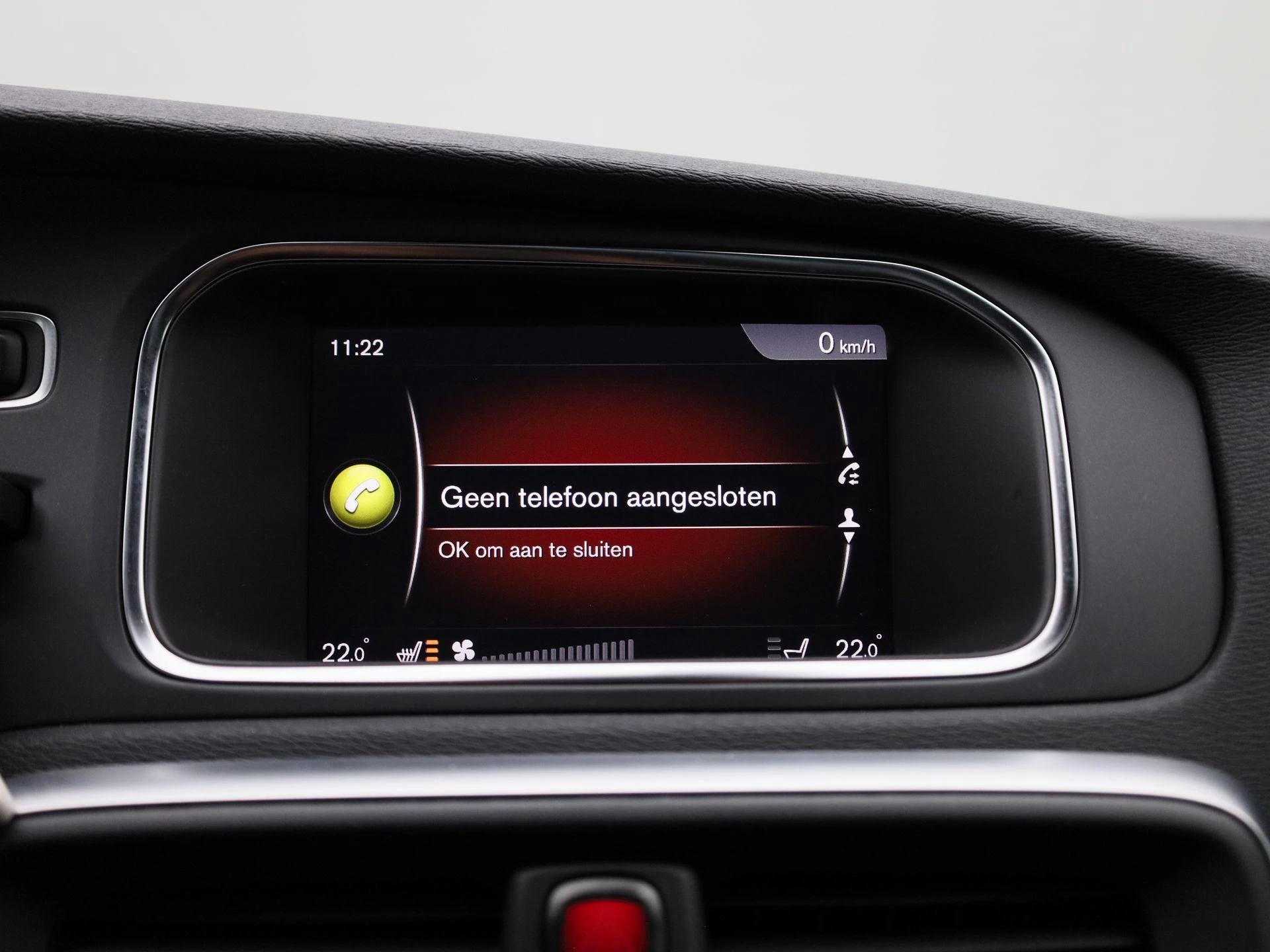 Volvo-V40-image-20