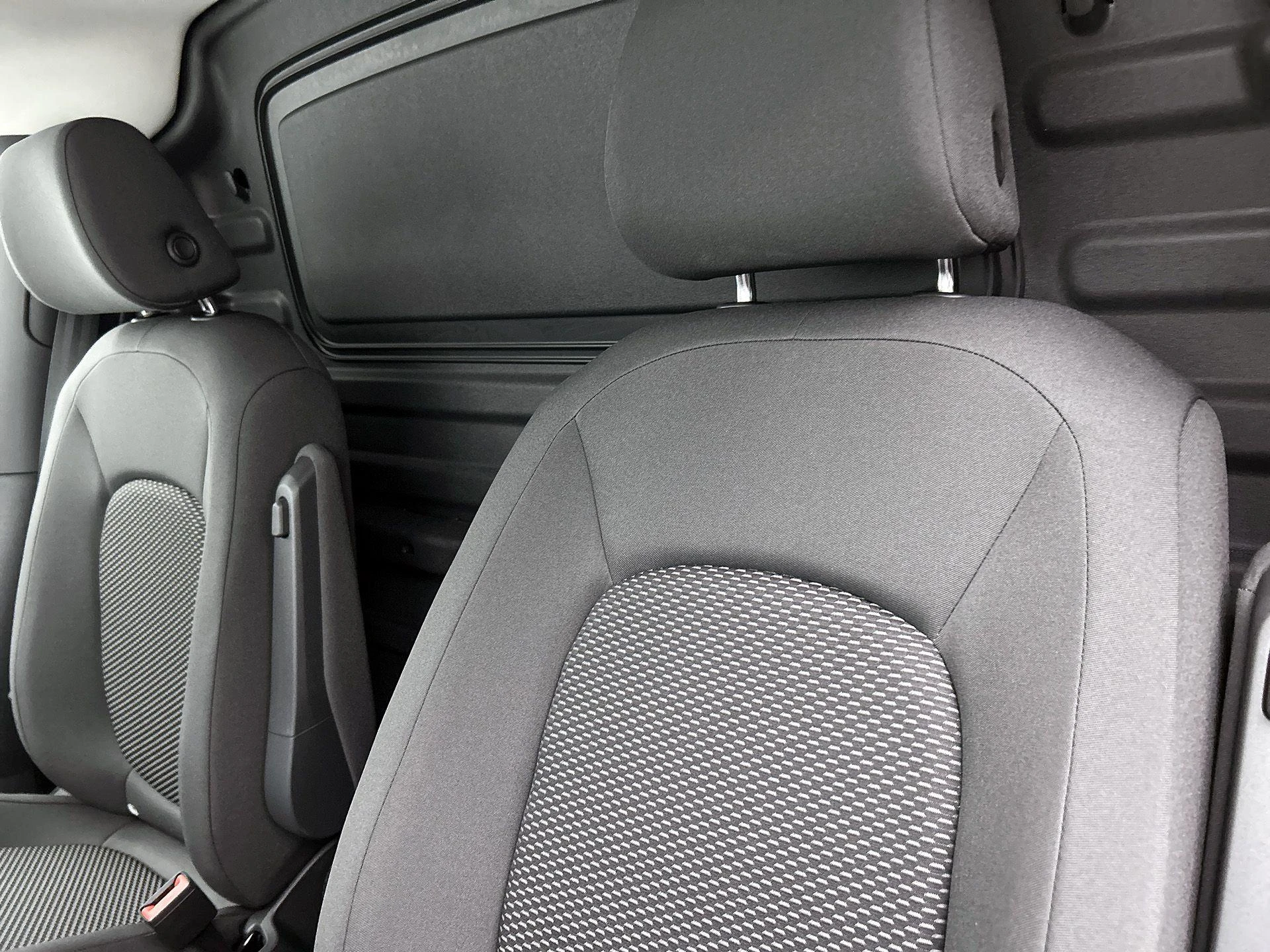 Volkswagen ID. Buzz Cargo Bulli Limited Edition 286PK