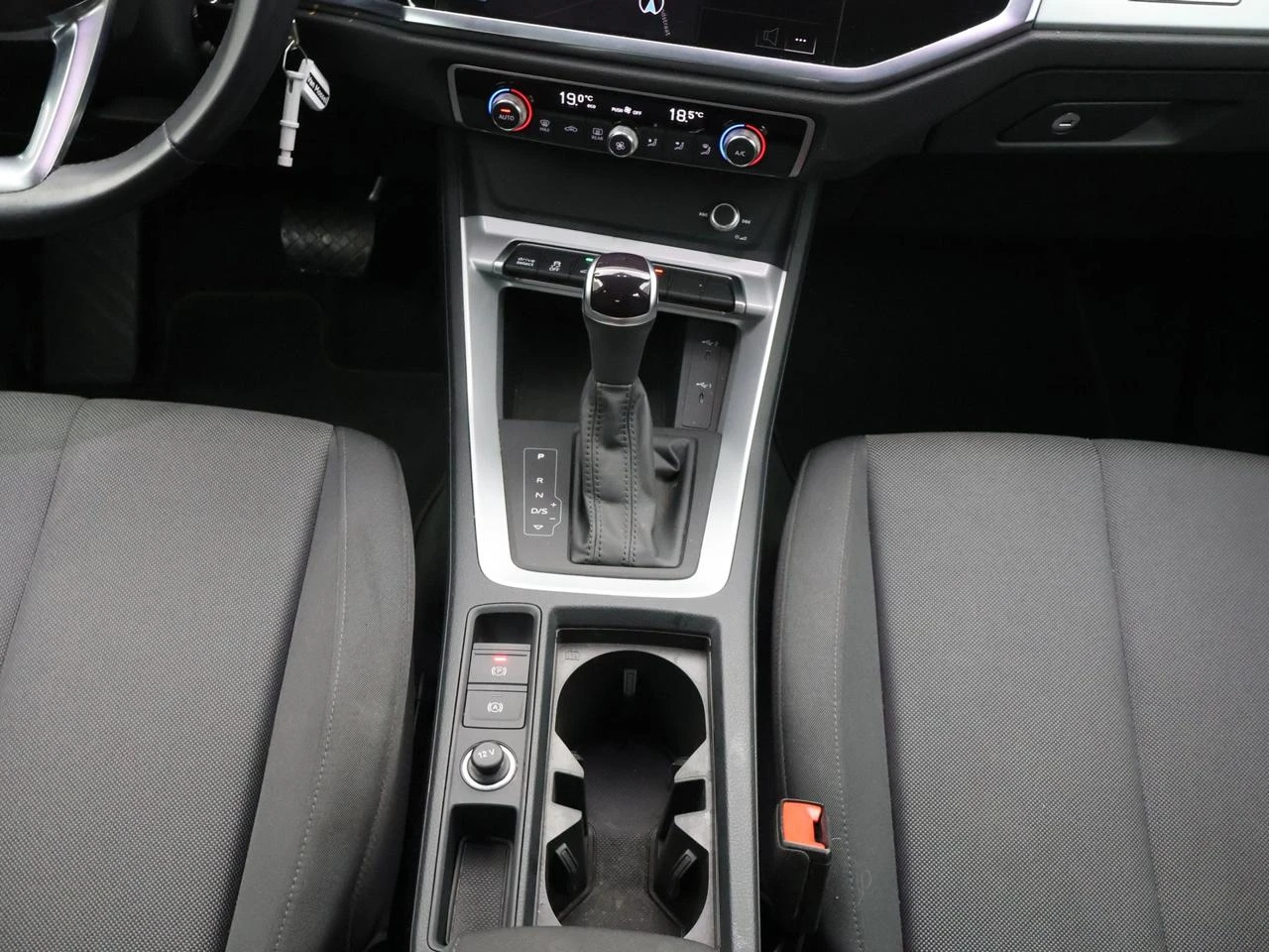 Audi-Q3-image-14