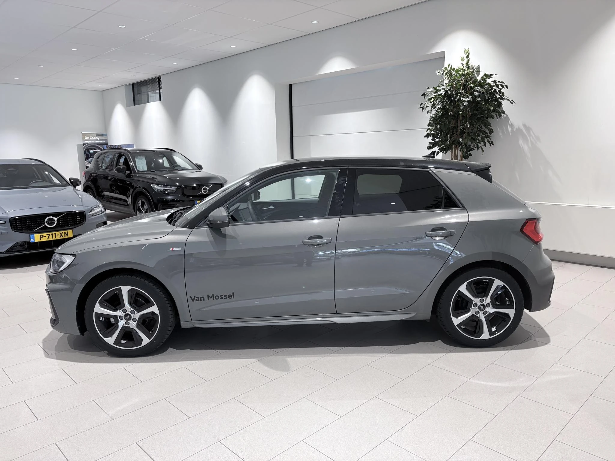 Audi-A1 Sportback-image-2