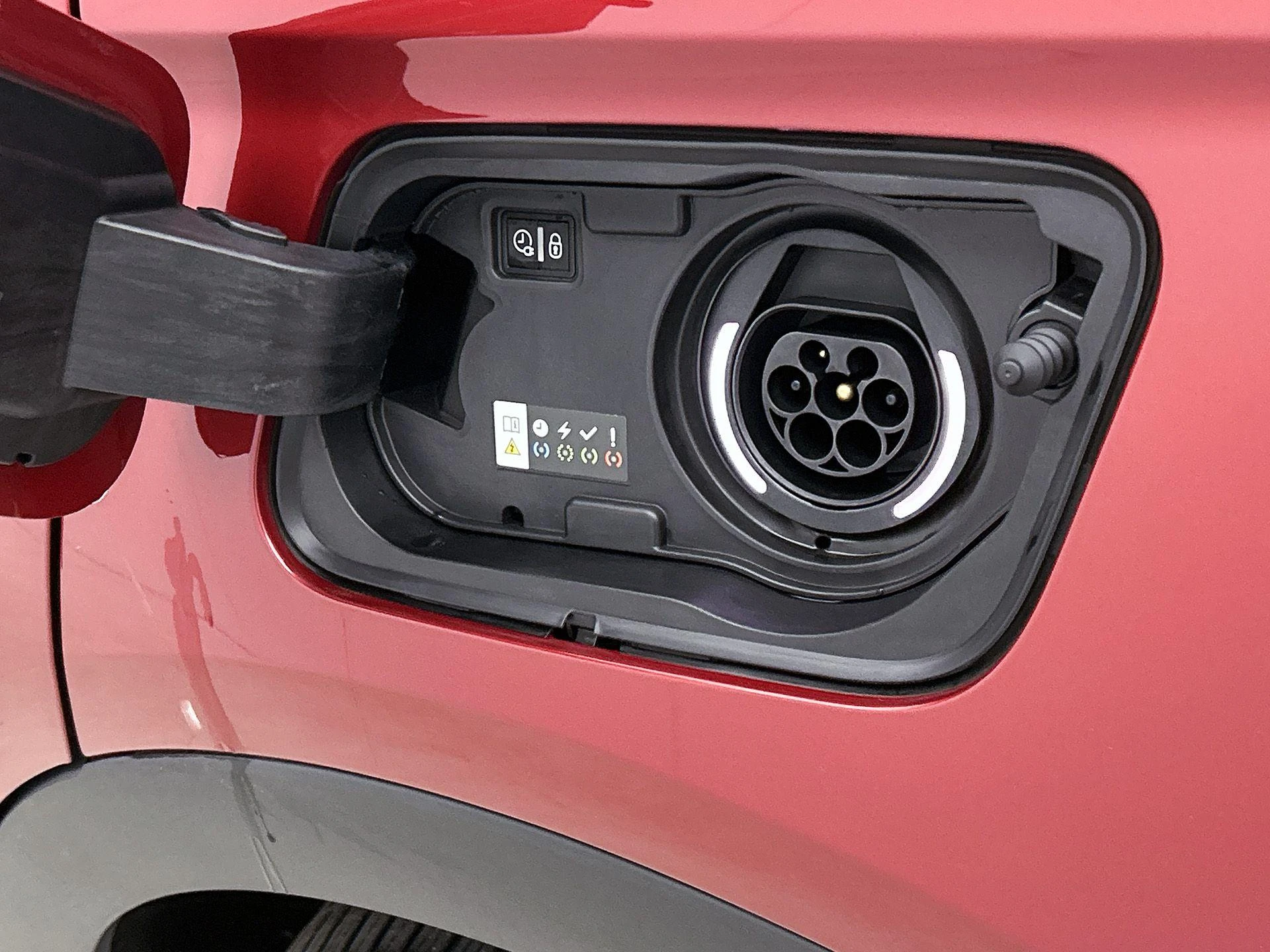 Opel-Grandland X-image-13