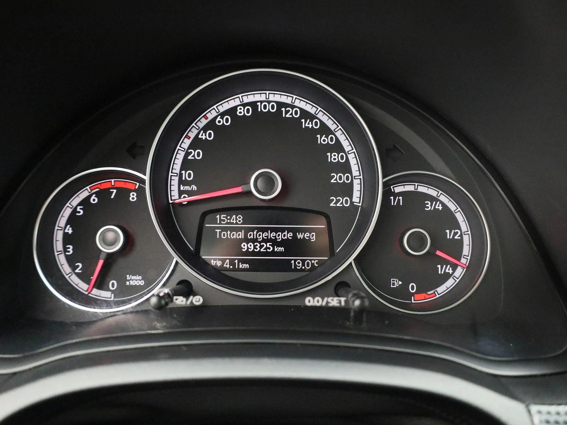 Volkswagen up! 1.0 BMT move up!