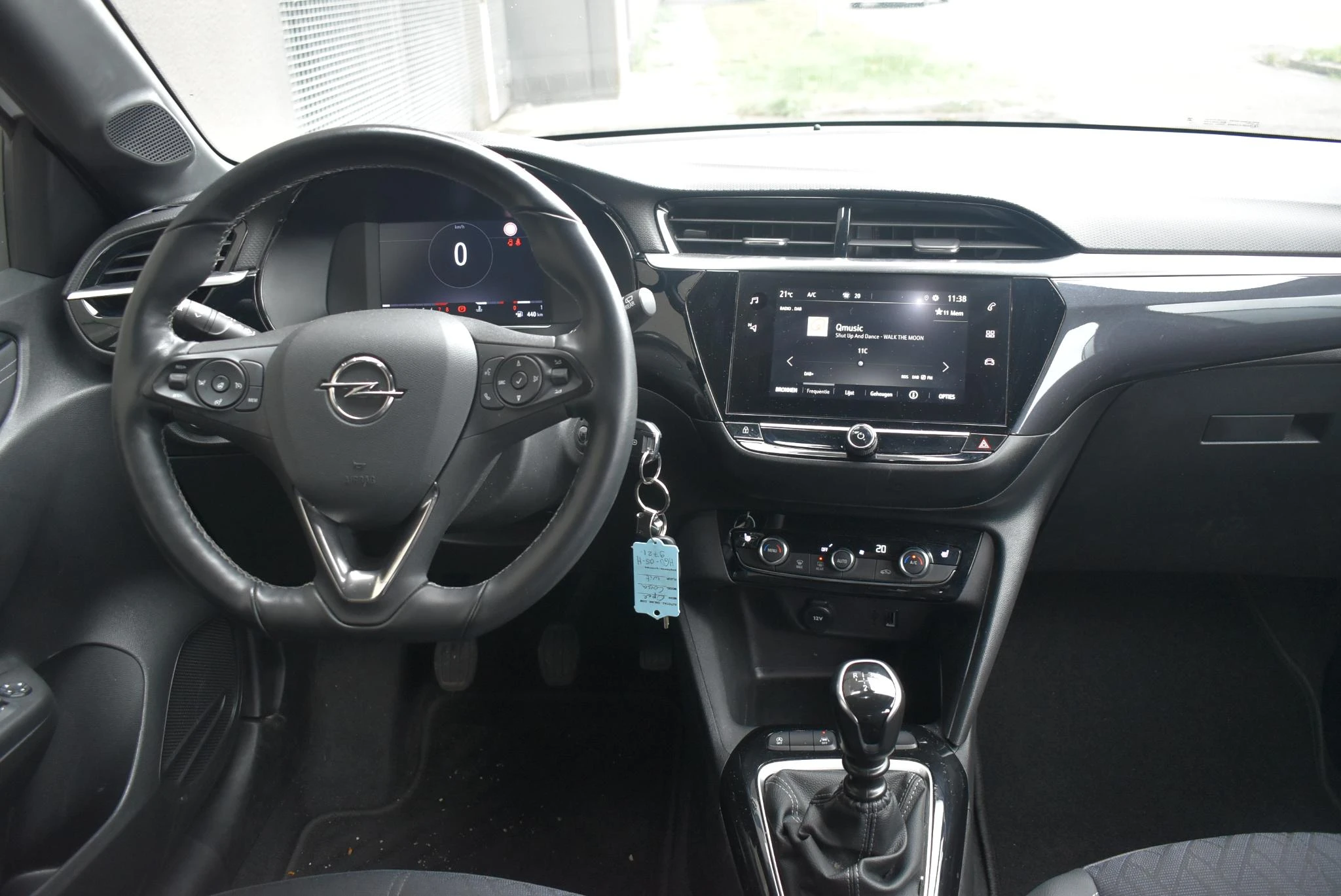 Opel-Corsa-image-15
