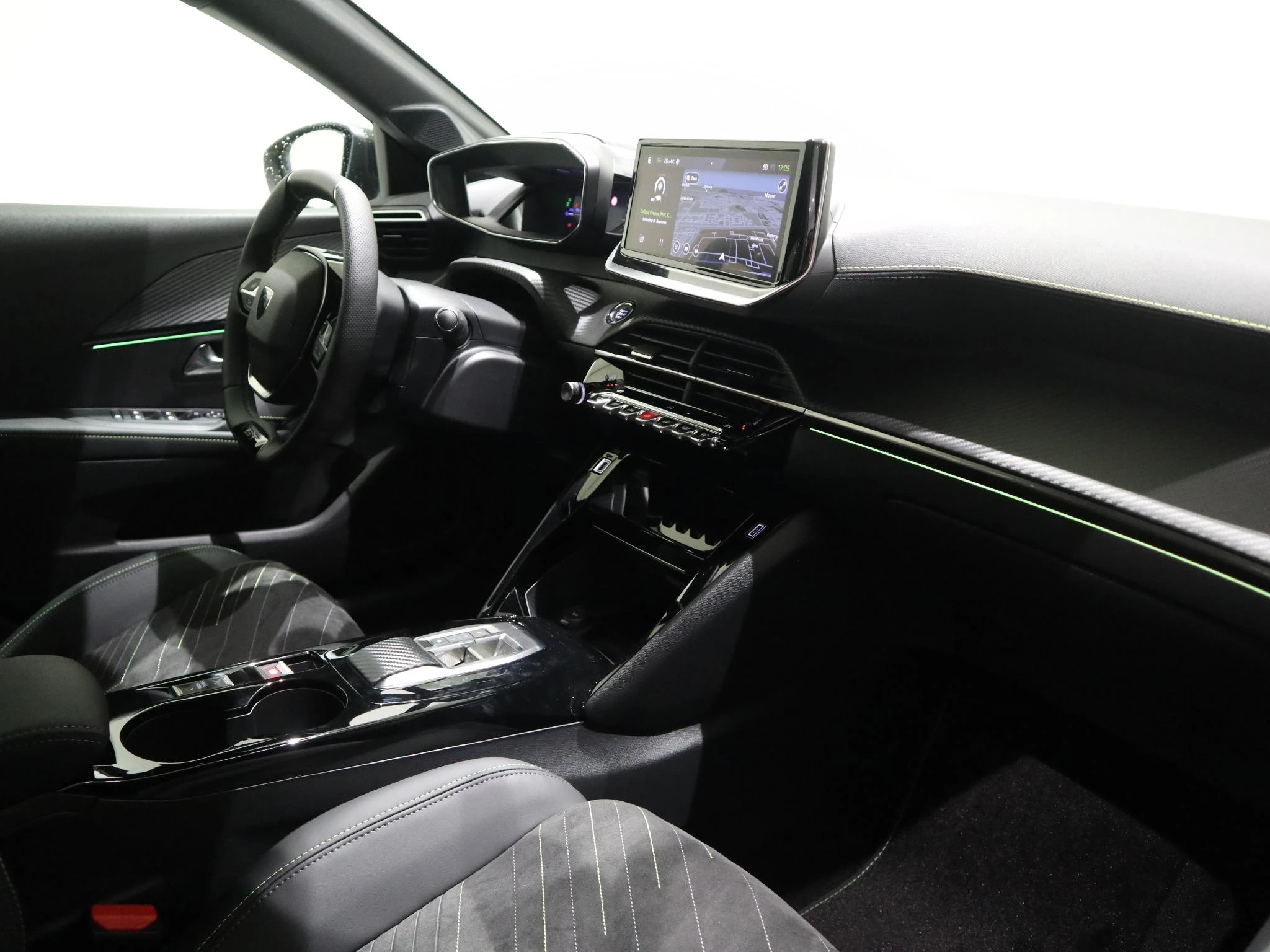 Peugeot-e-208-image-41