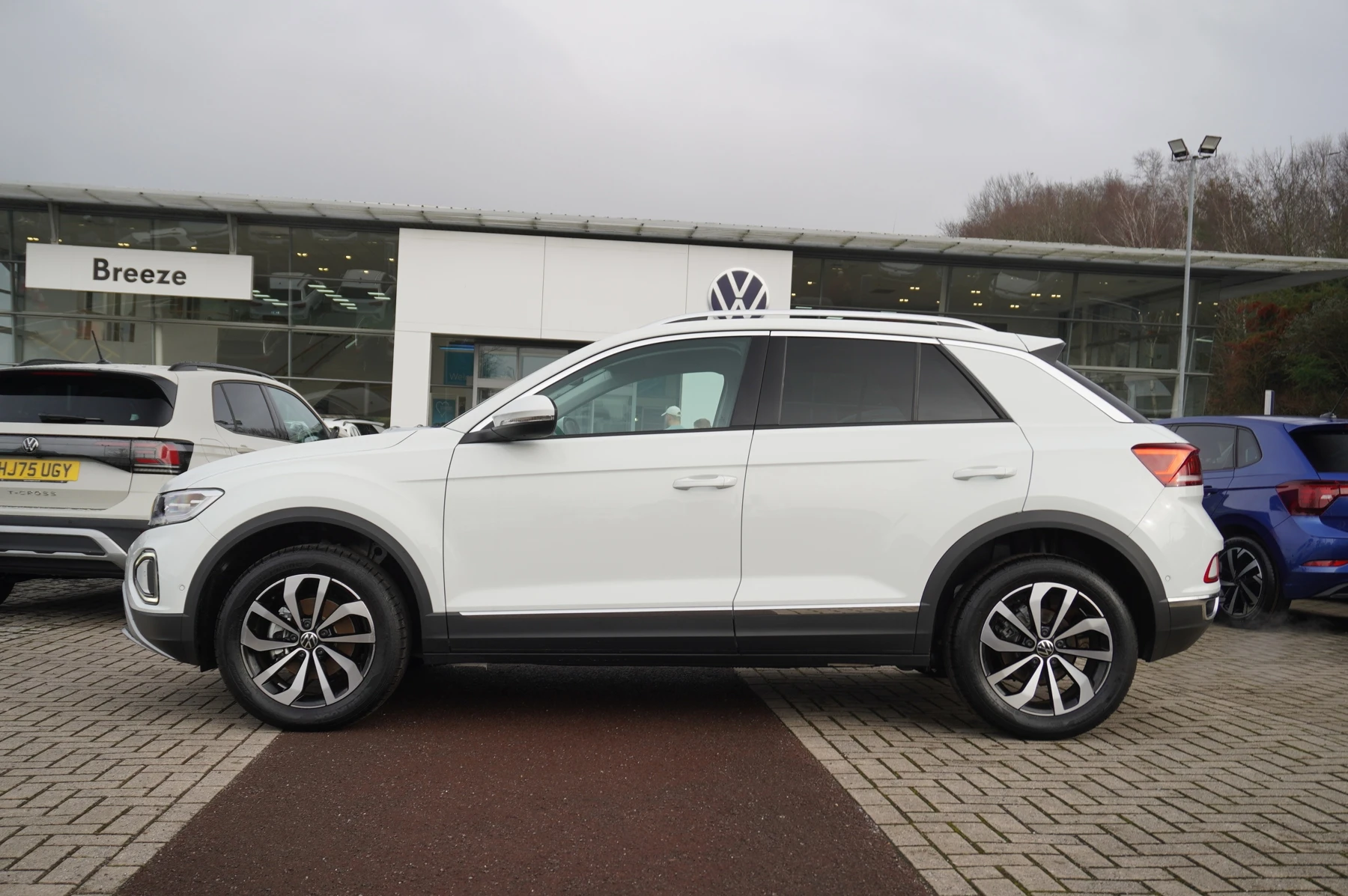 Volkswagen-T-Roc-image-15