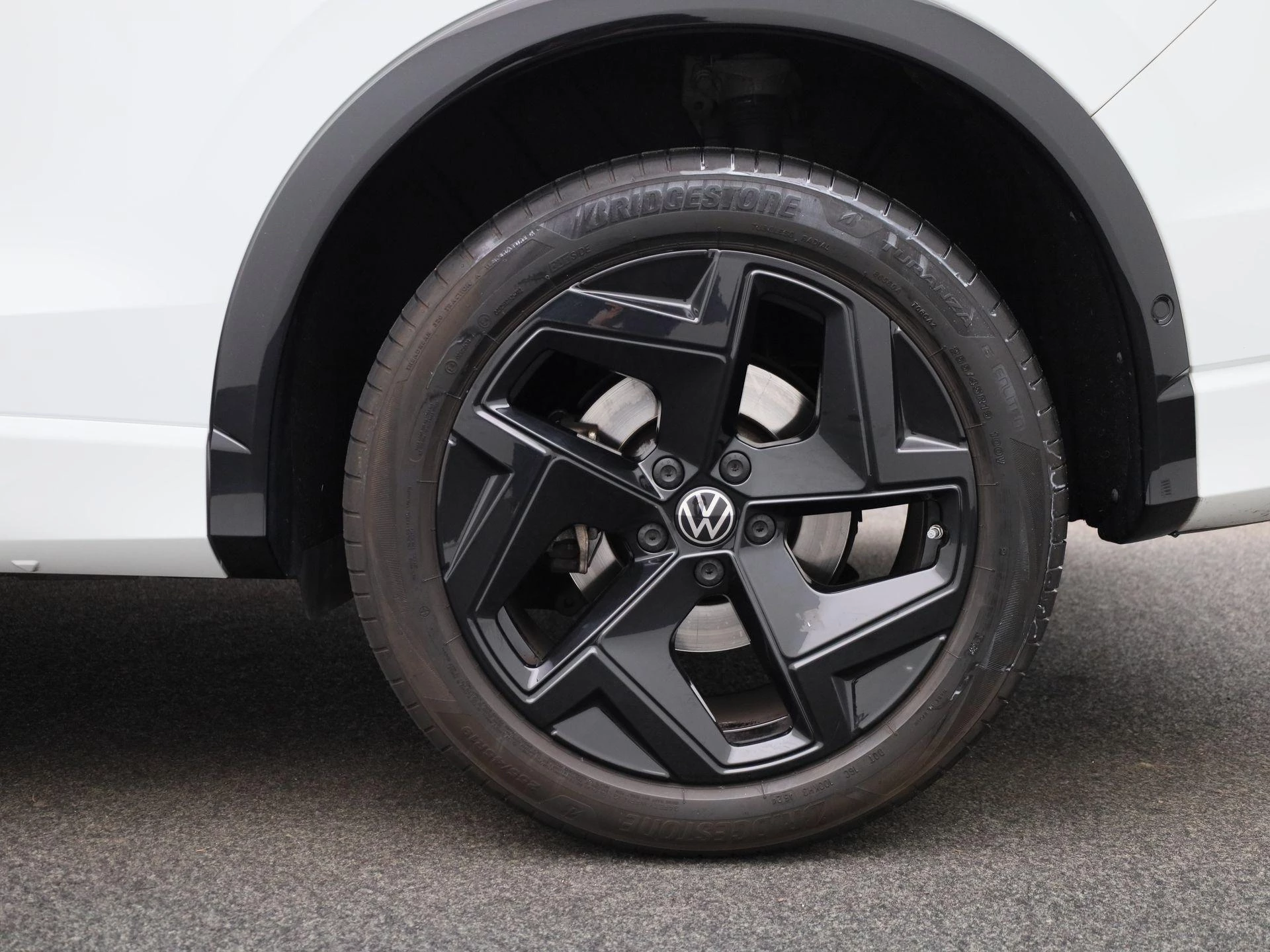 Volkswagen Tiguan 1.5 eHybrid R-Line Edition 272 PK