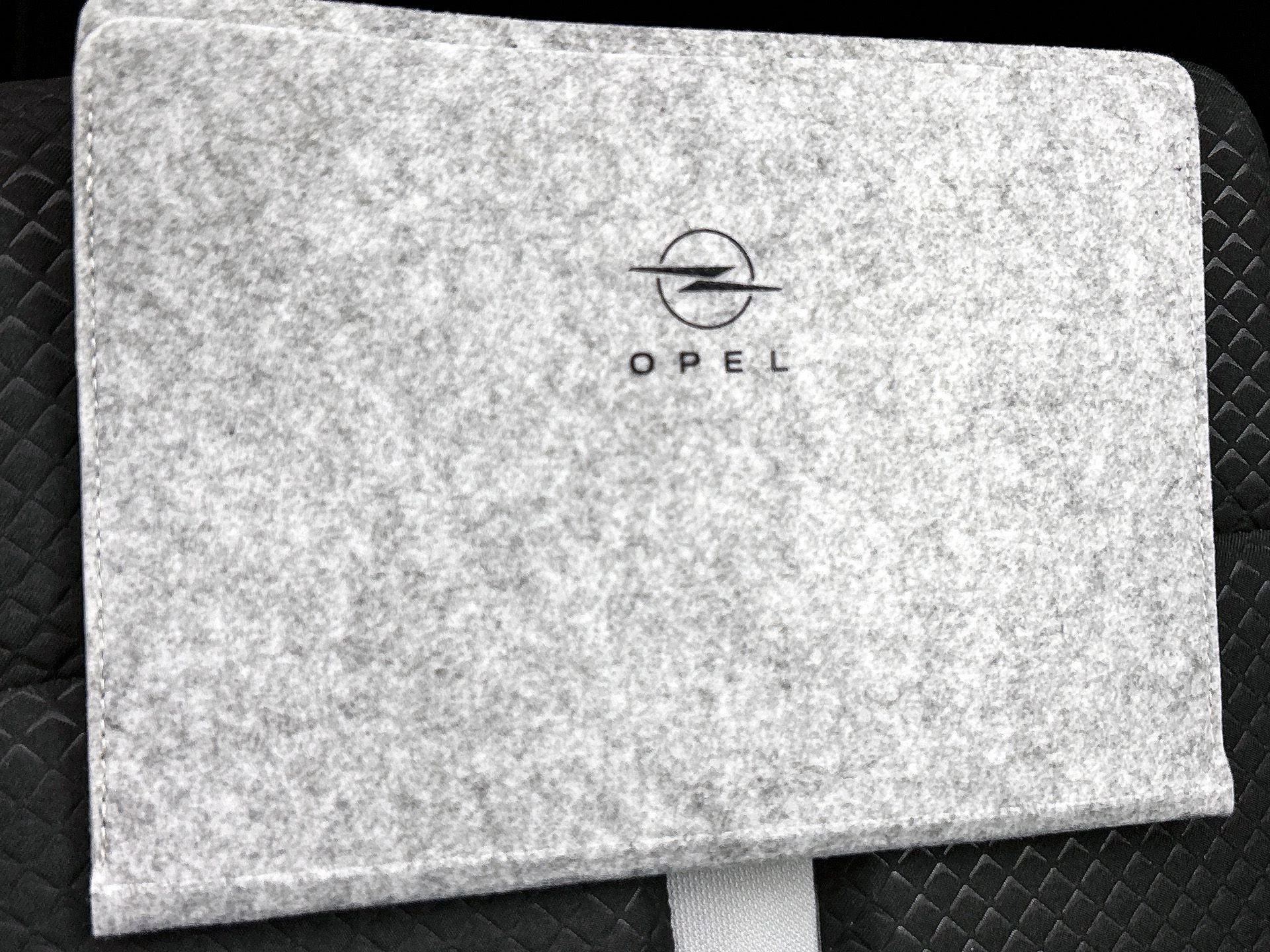 Opel-Frontera-image-24