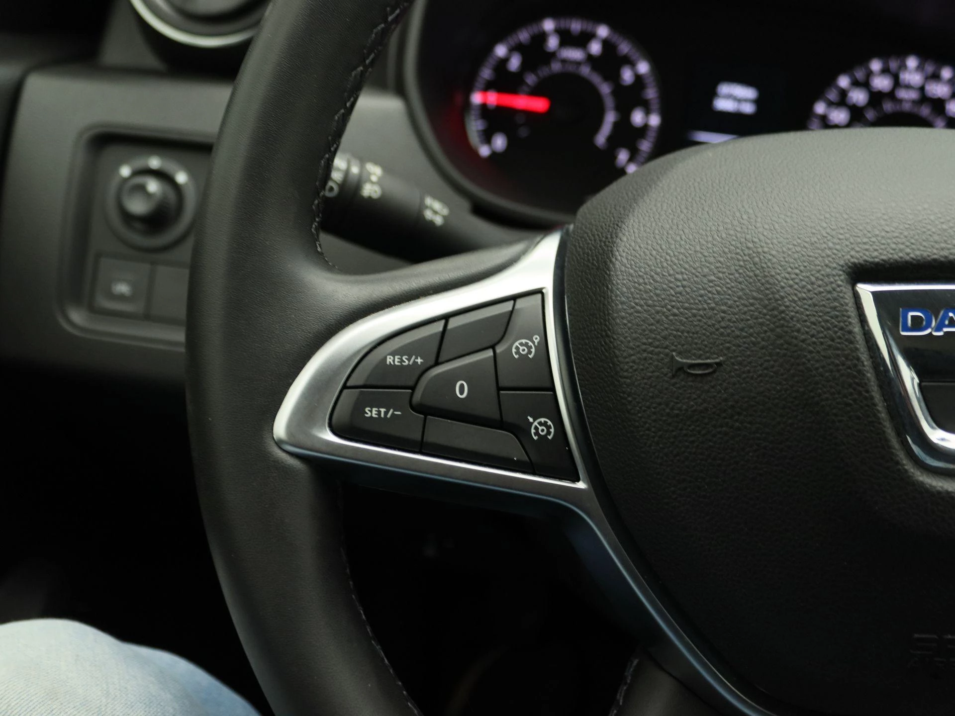 Dacia-Duster-image-14