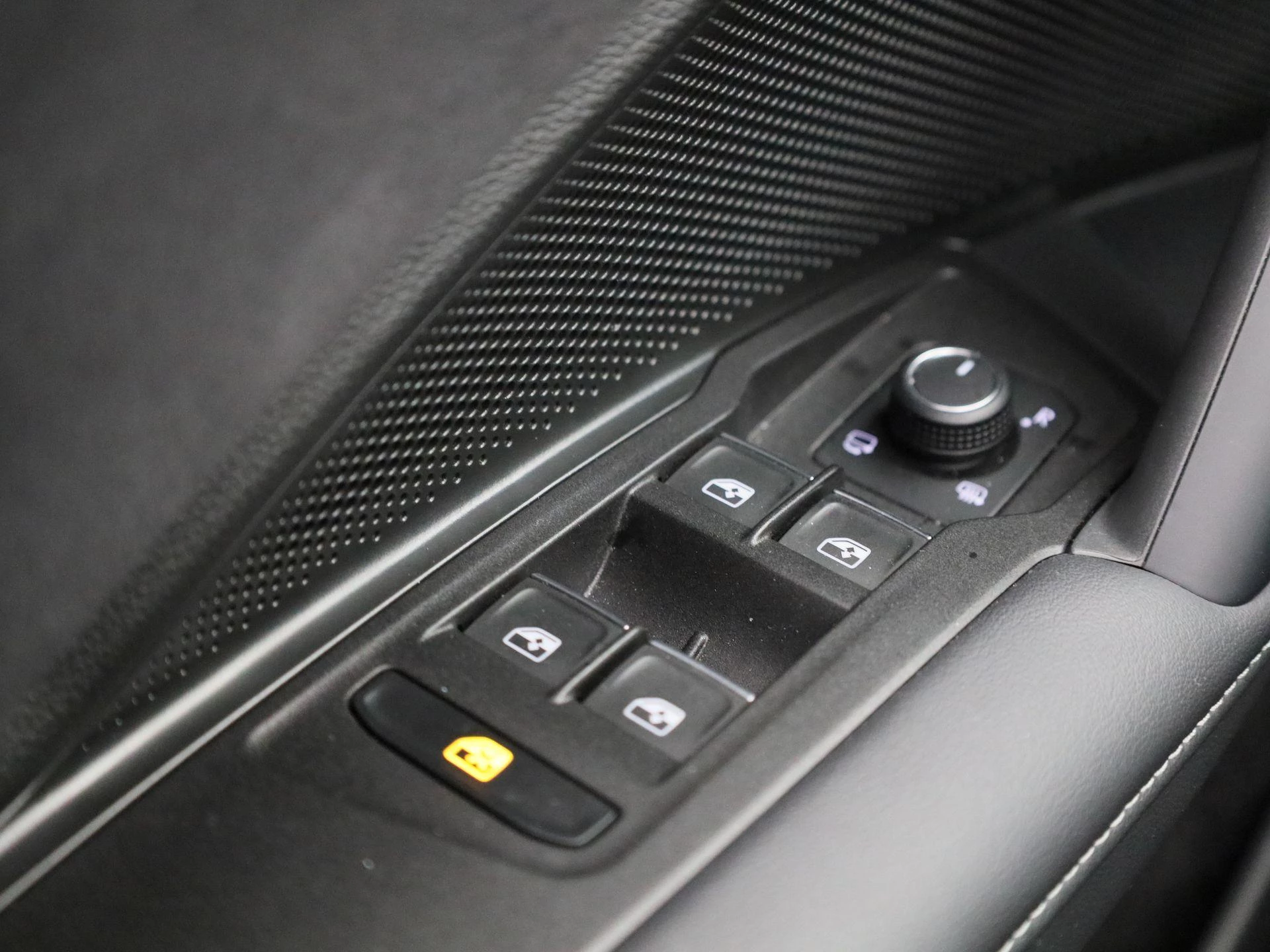 Volkswagen Tayron 1.5 eHybrid R-Line Edition 204 PK|