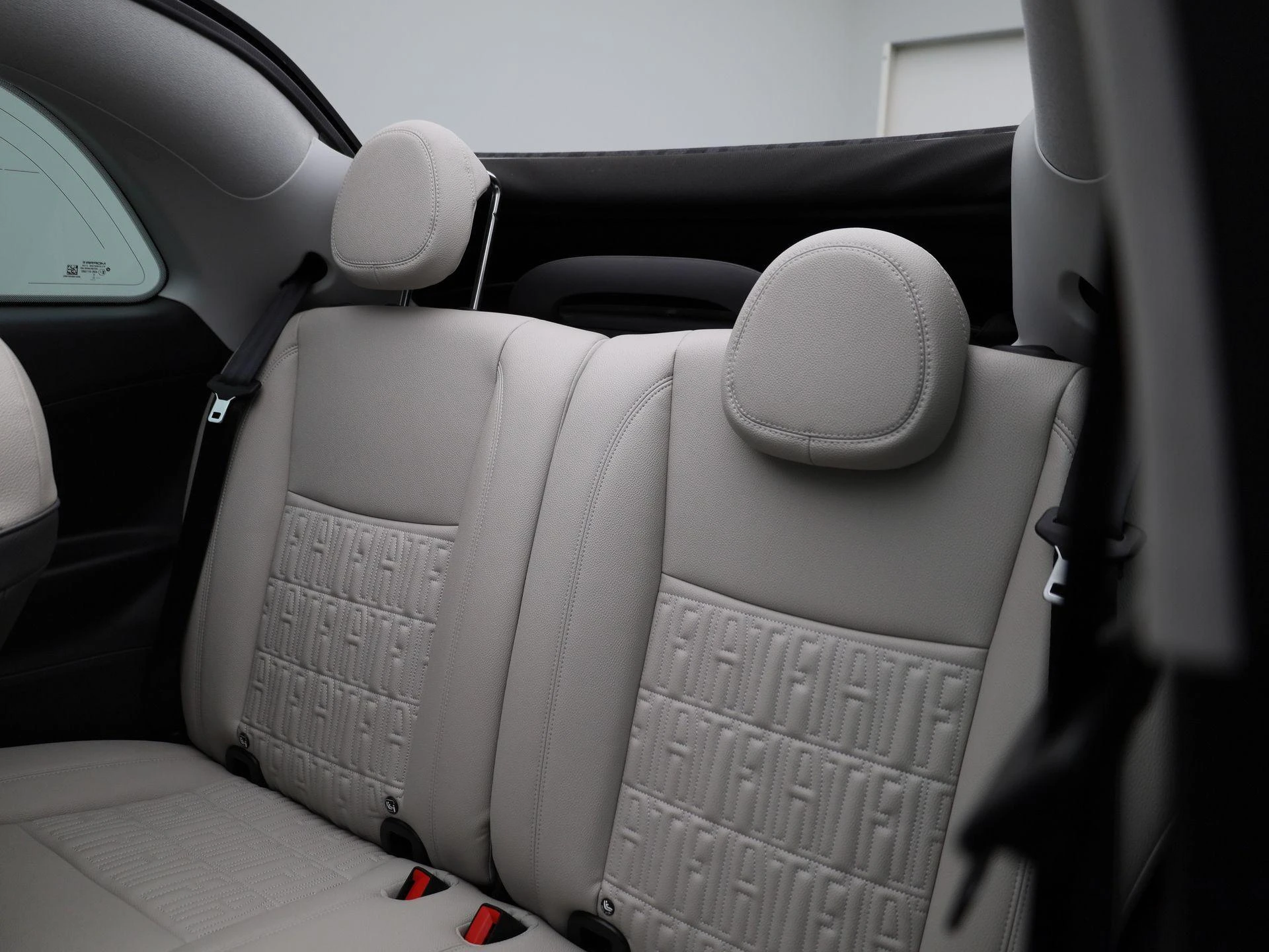 Fiat-500e-image-9