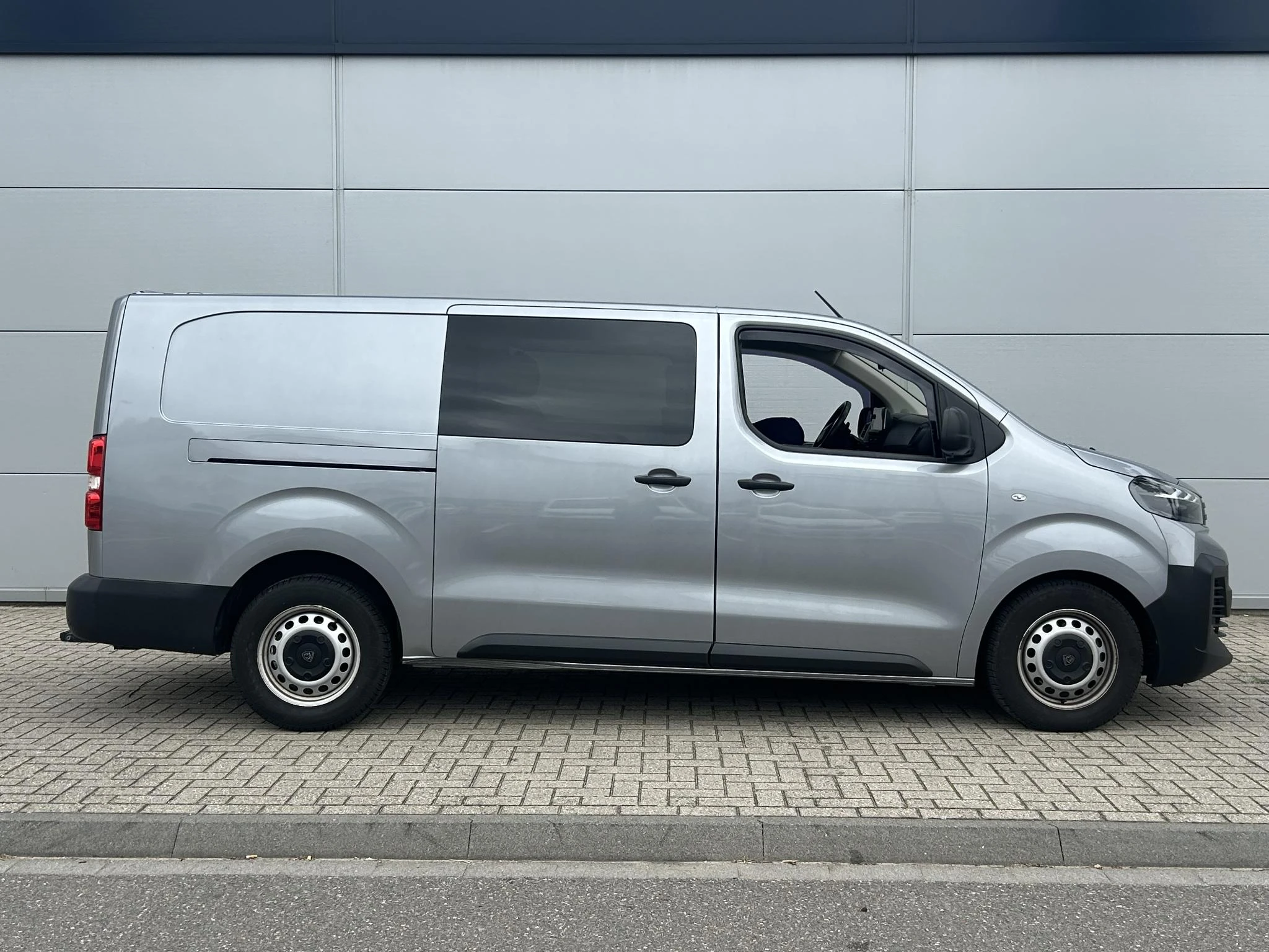Peugeot-Expert-image-6