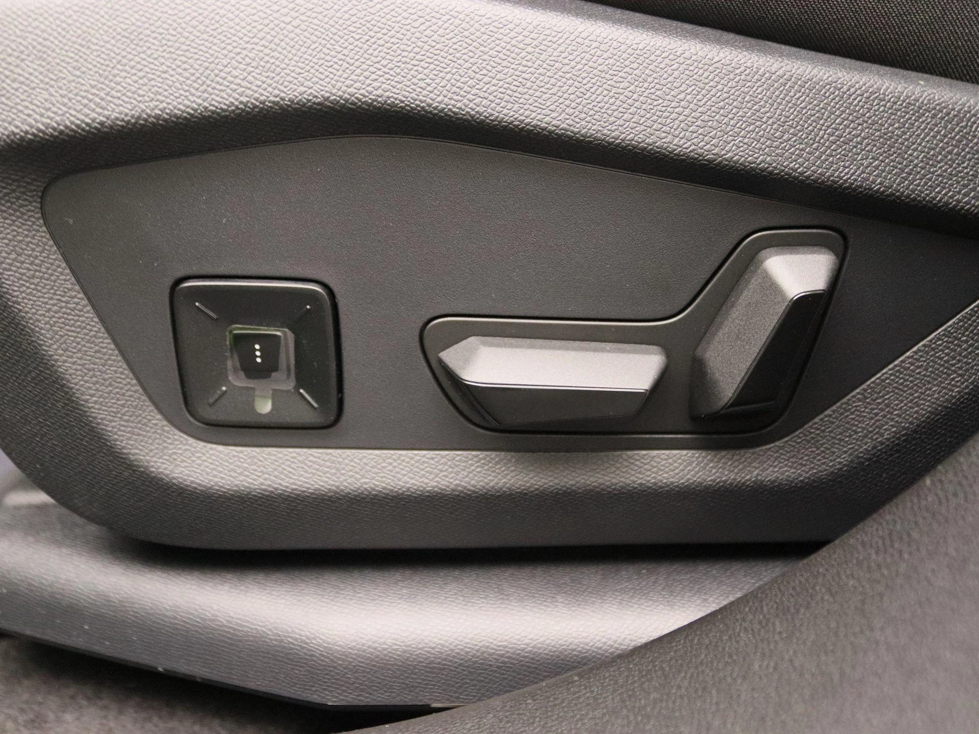 Jeep-Compass-image-11
