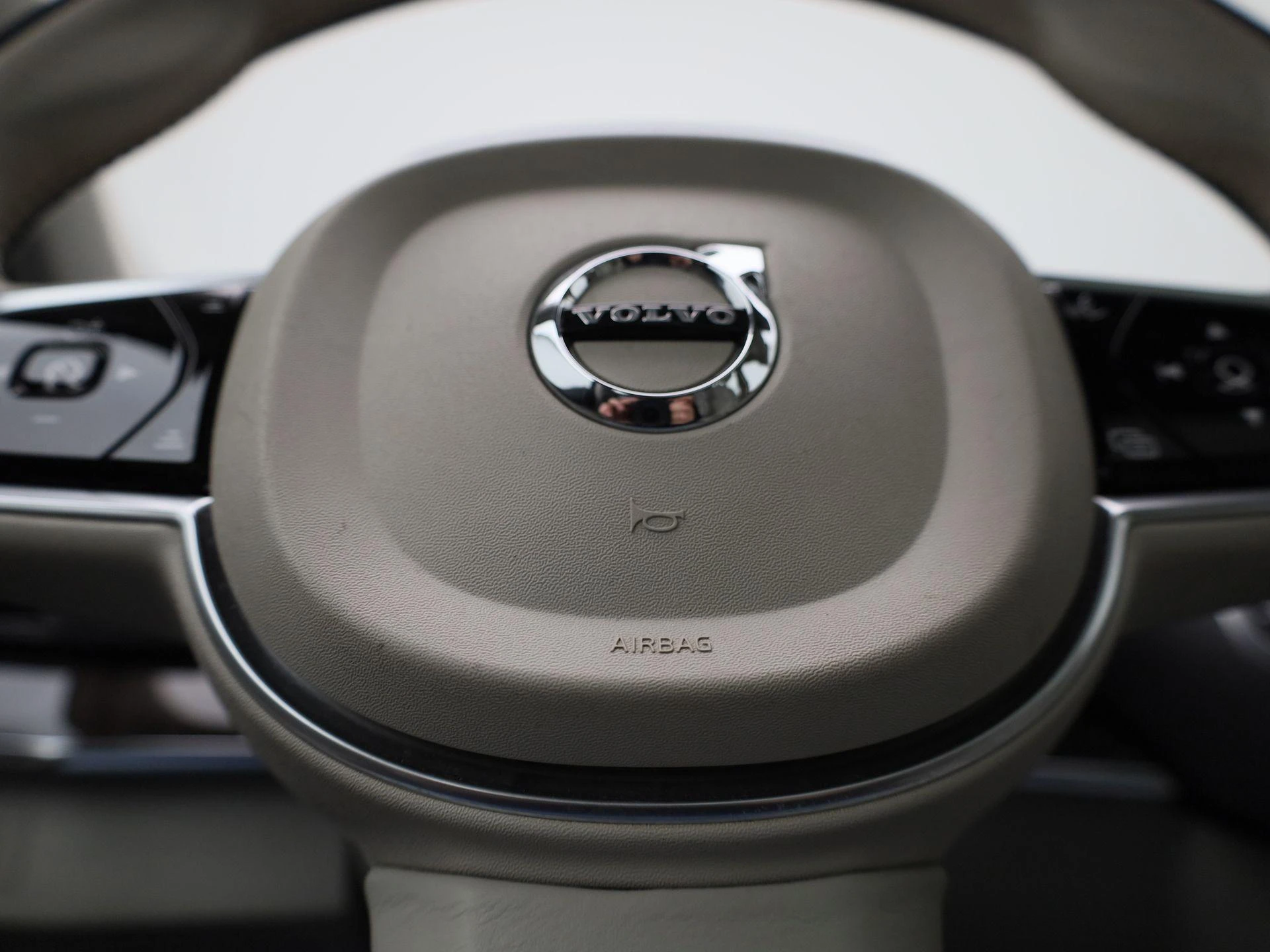 Volvo-XC90-image-31