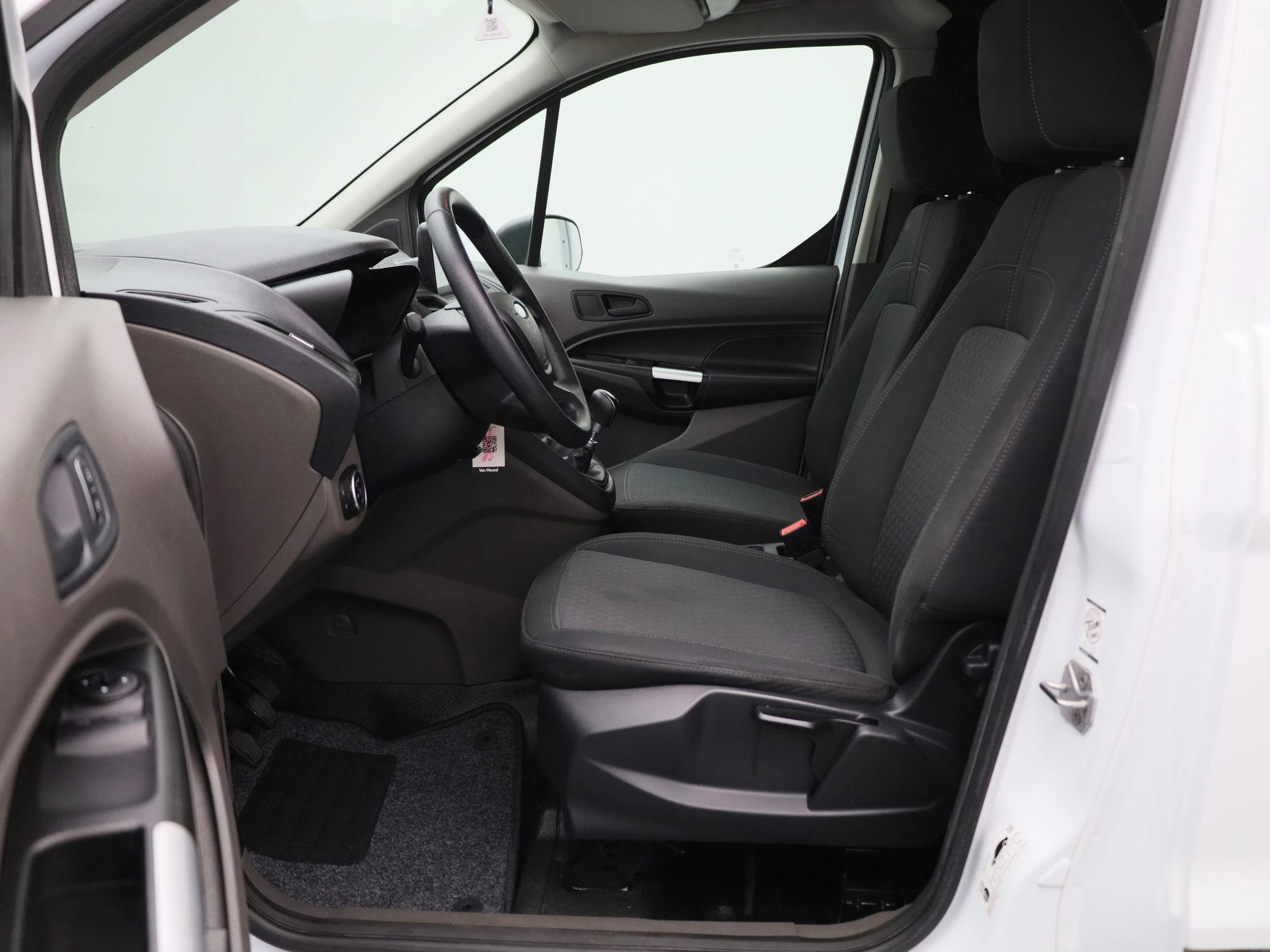 Ford-Transit Connect-image-10