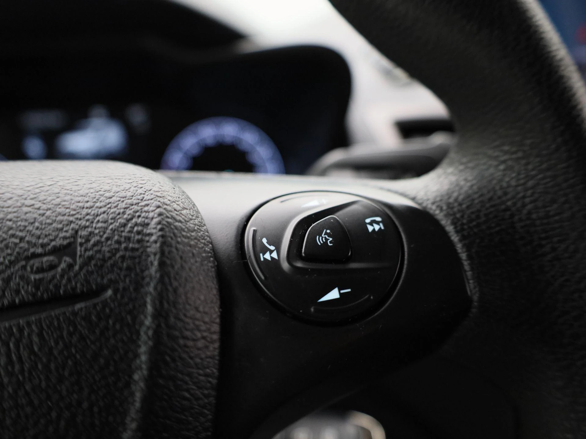 Ford-Transit Connect-image-18