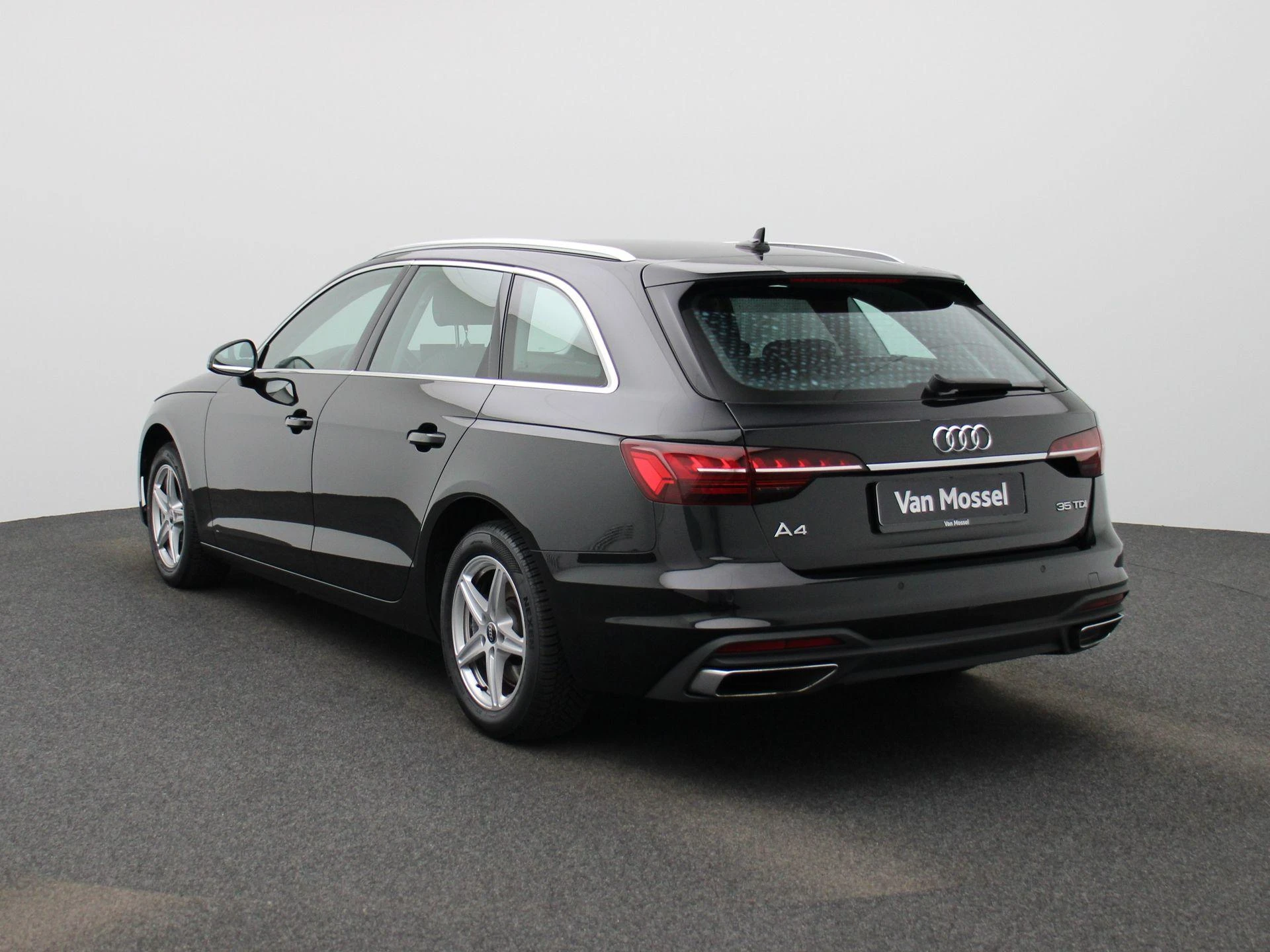 Audi-A4-image-1