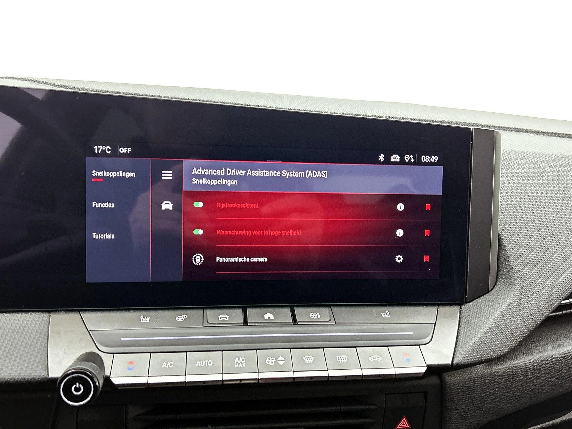 Opel-Astra-image-11