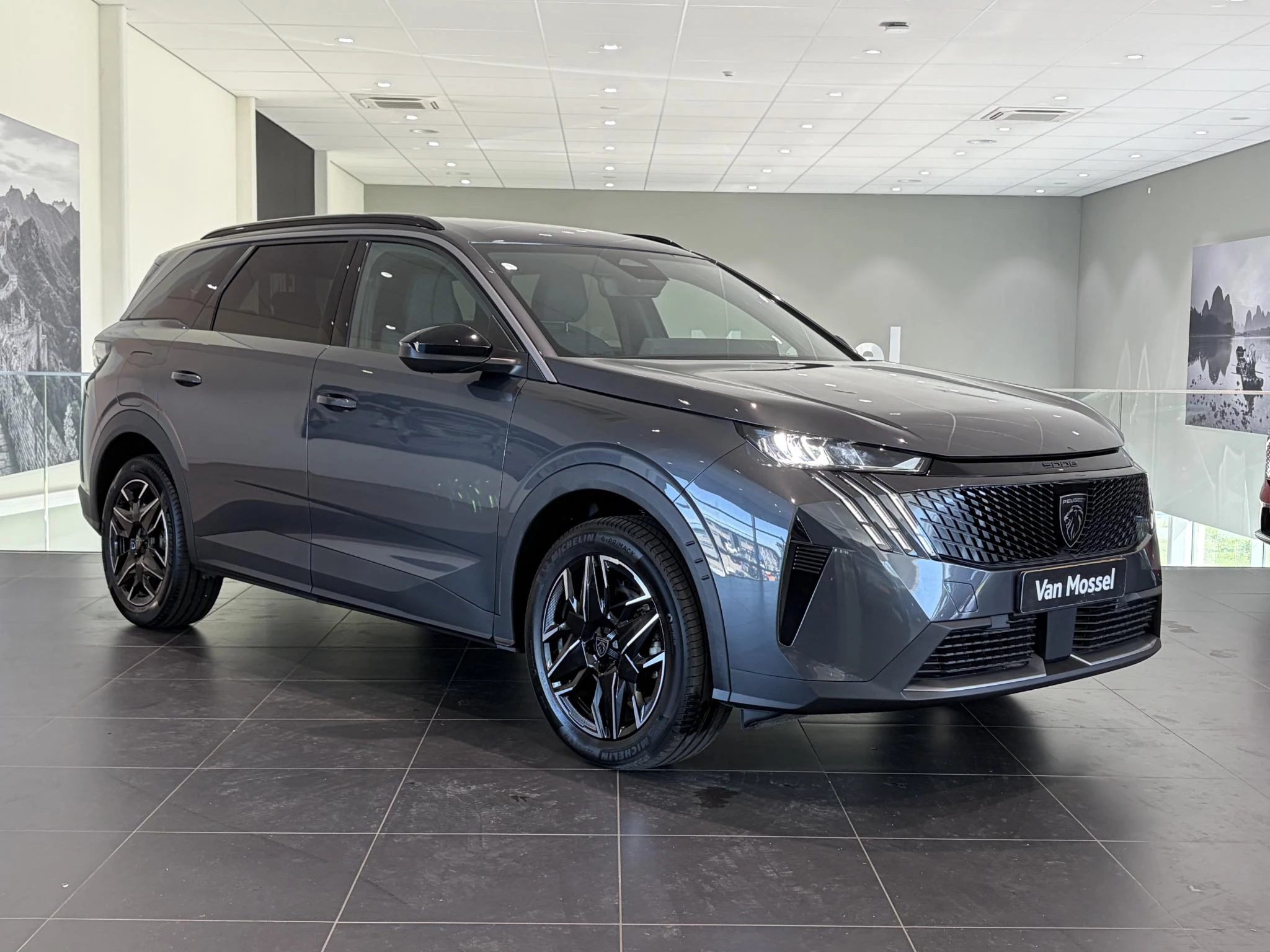 Peugeot-5008-image-6