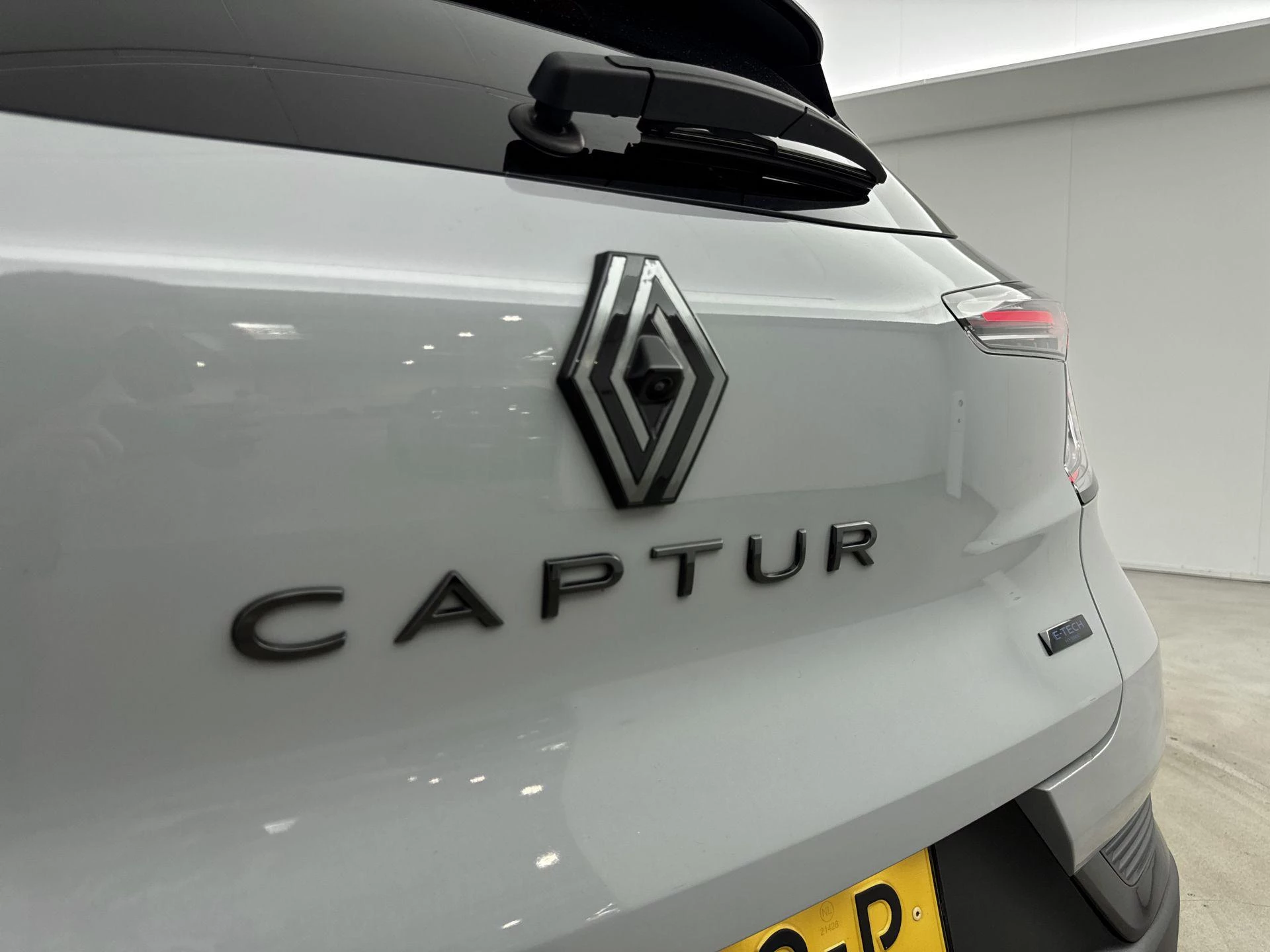 Renault Captur 1.6 E-Tech full hybrid 145Pk esprit Alpine