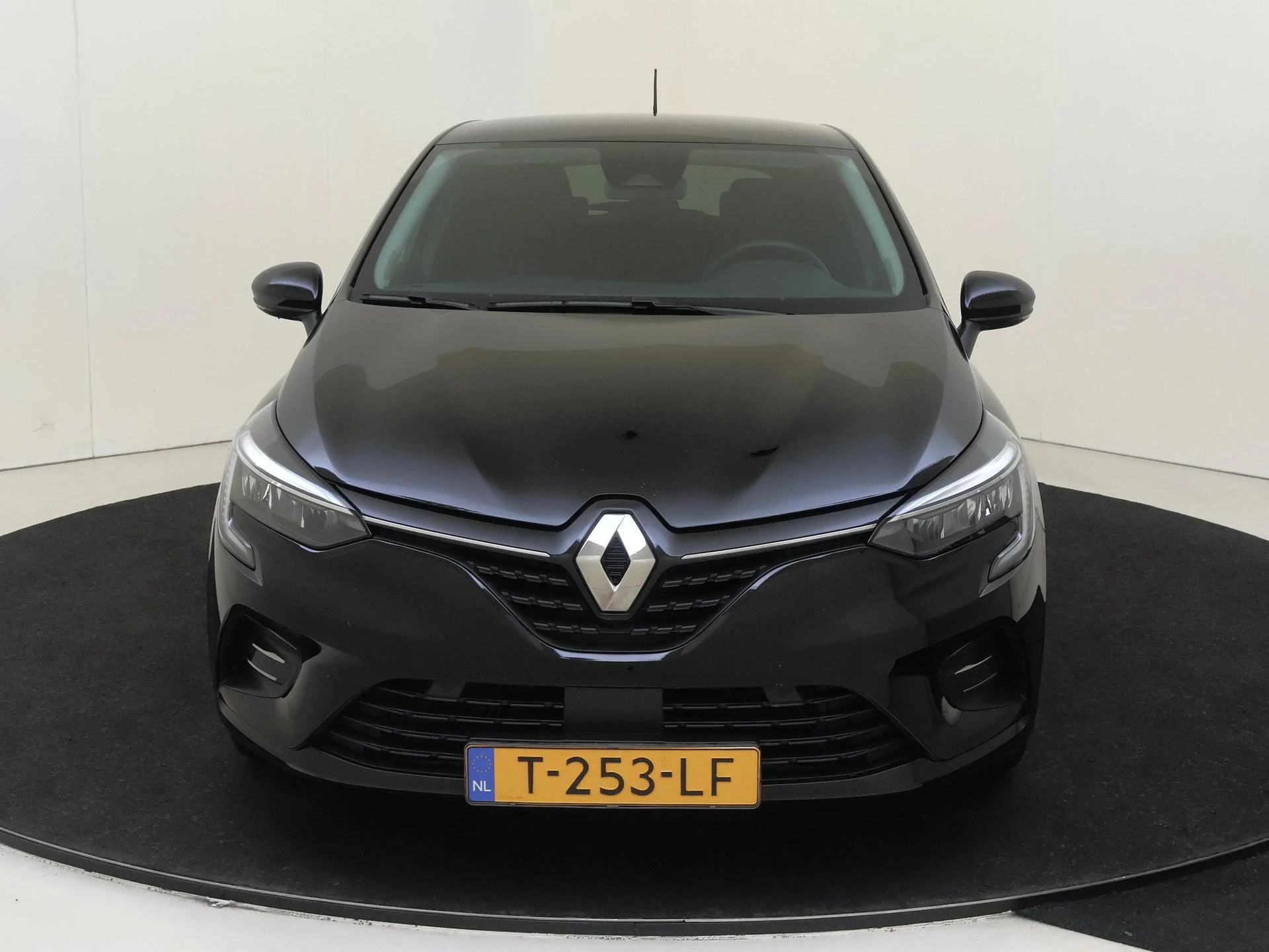 Renault-Clio-image-5