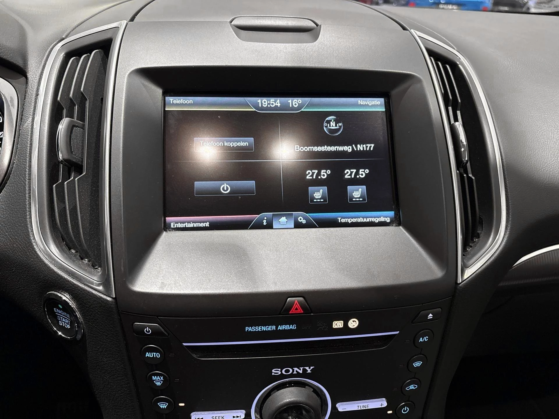 Ford-Galaxy-image-11