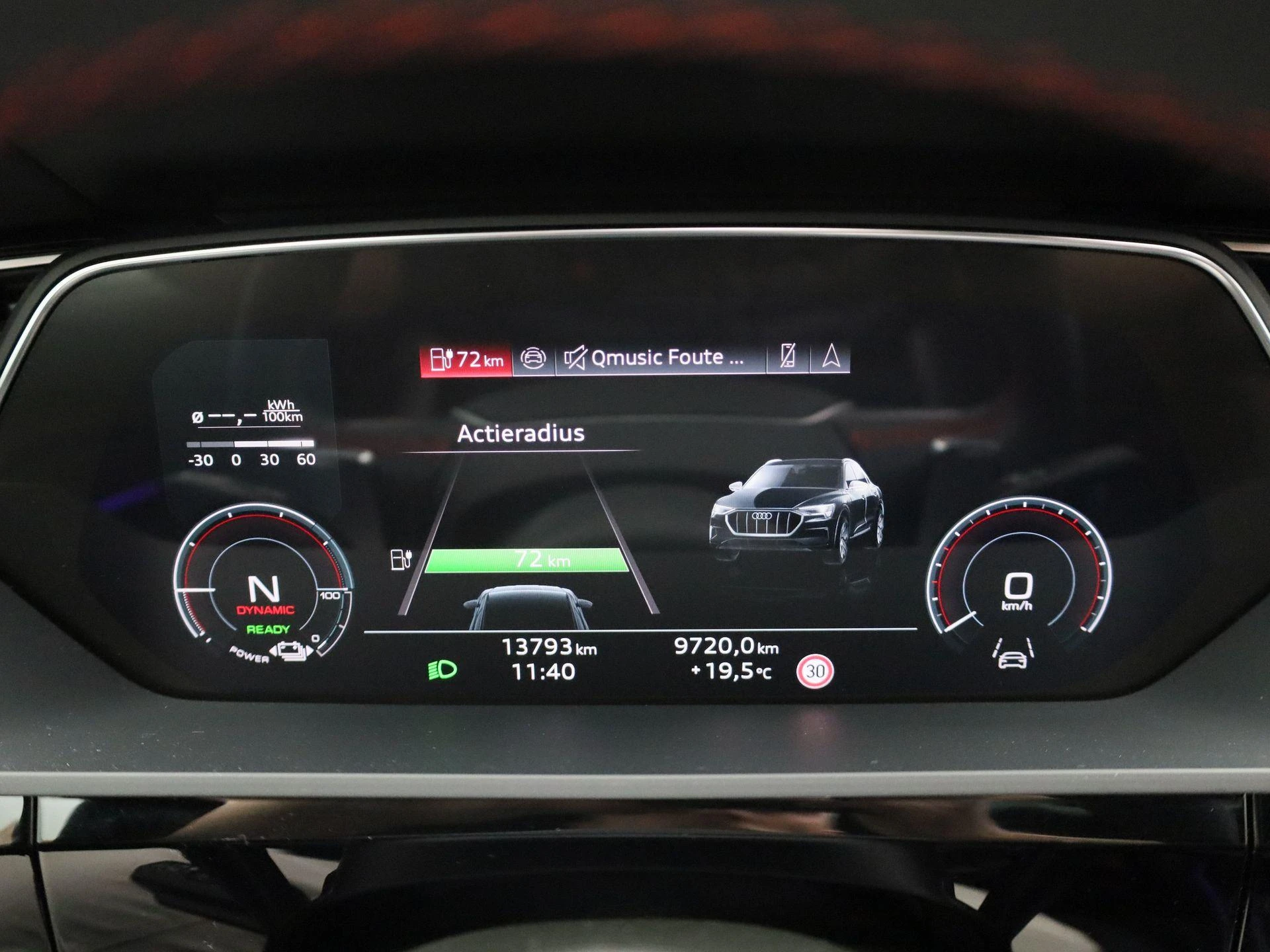 Audi-Q8 Sportback e-tron-image-16