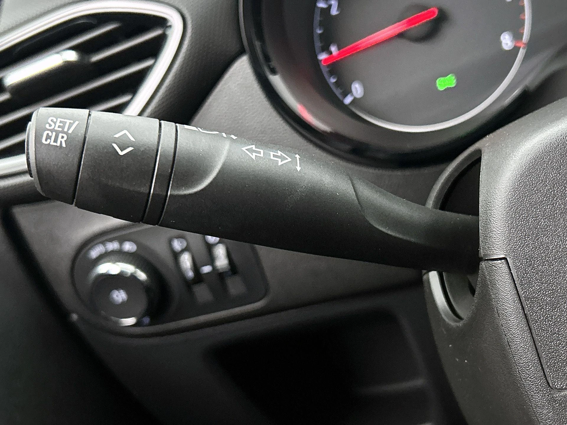 Opel-Crossland X-image-9