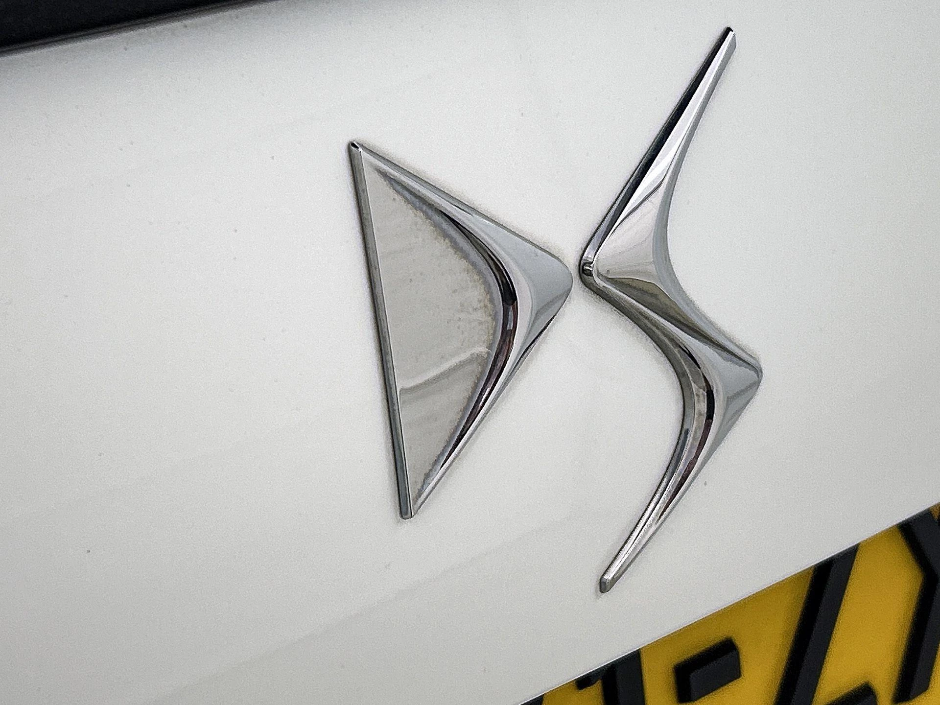 DS DS 7 Crossback 1.6 PureTech Performance Line