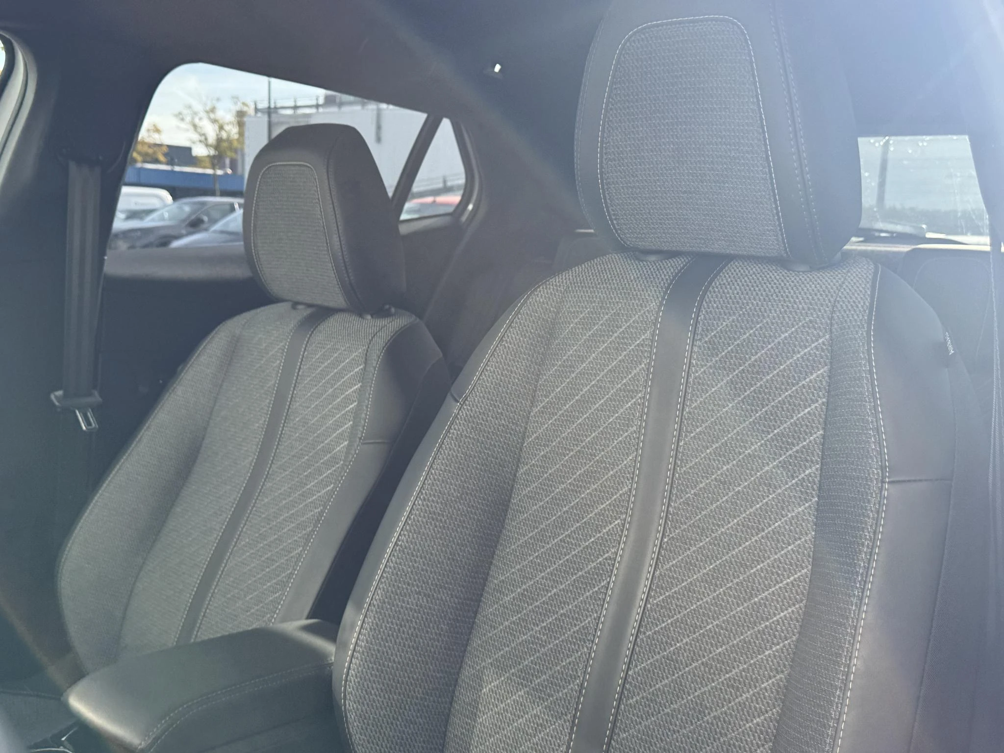 Peugeot-2008-image-11