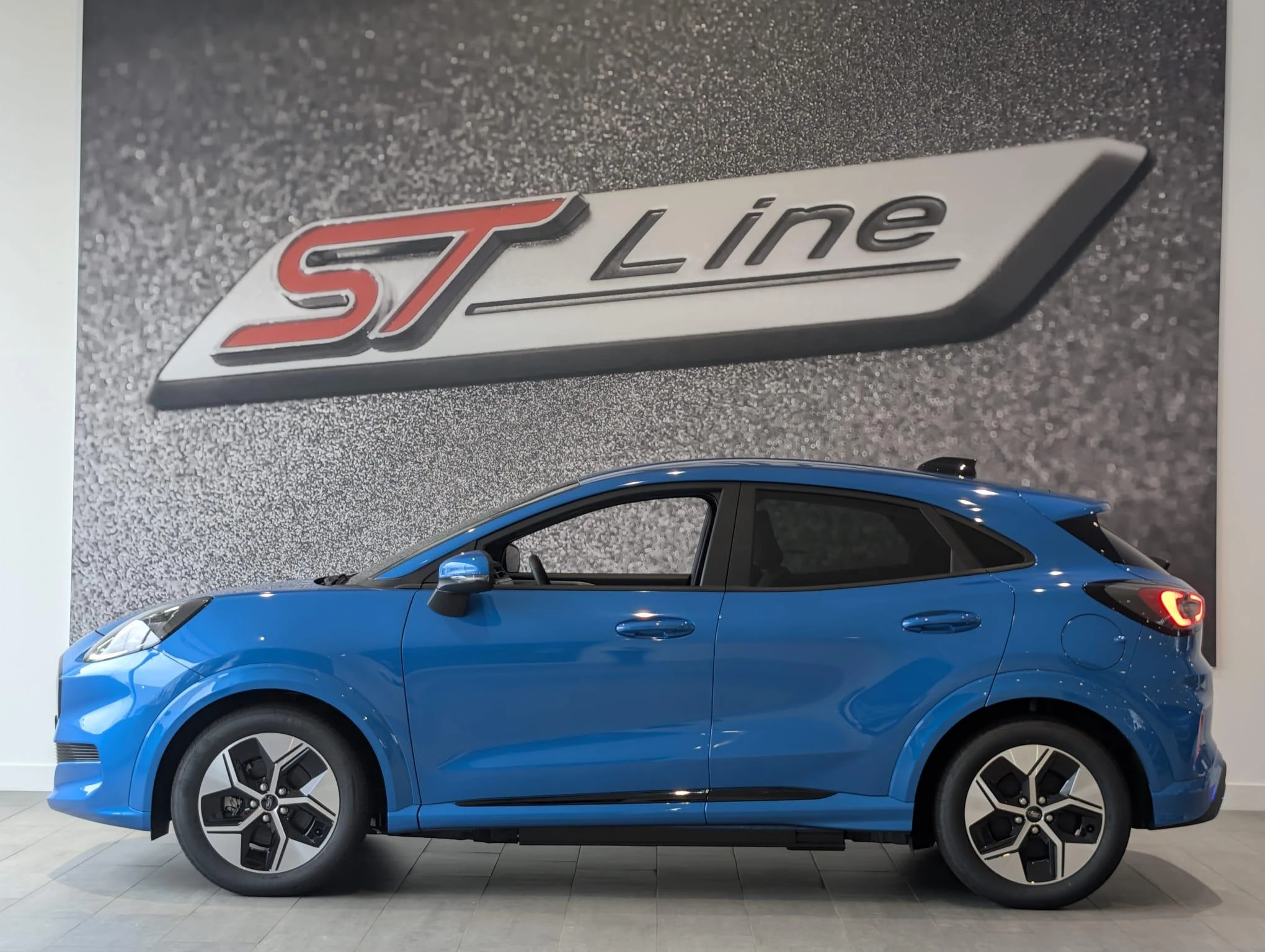 Ford-Puma Gen-E-image-29