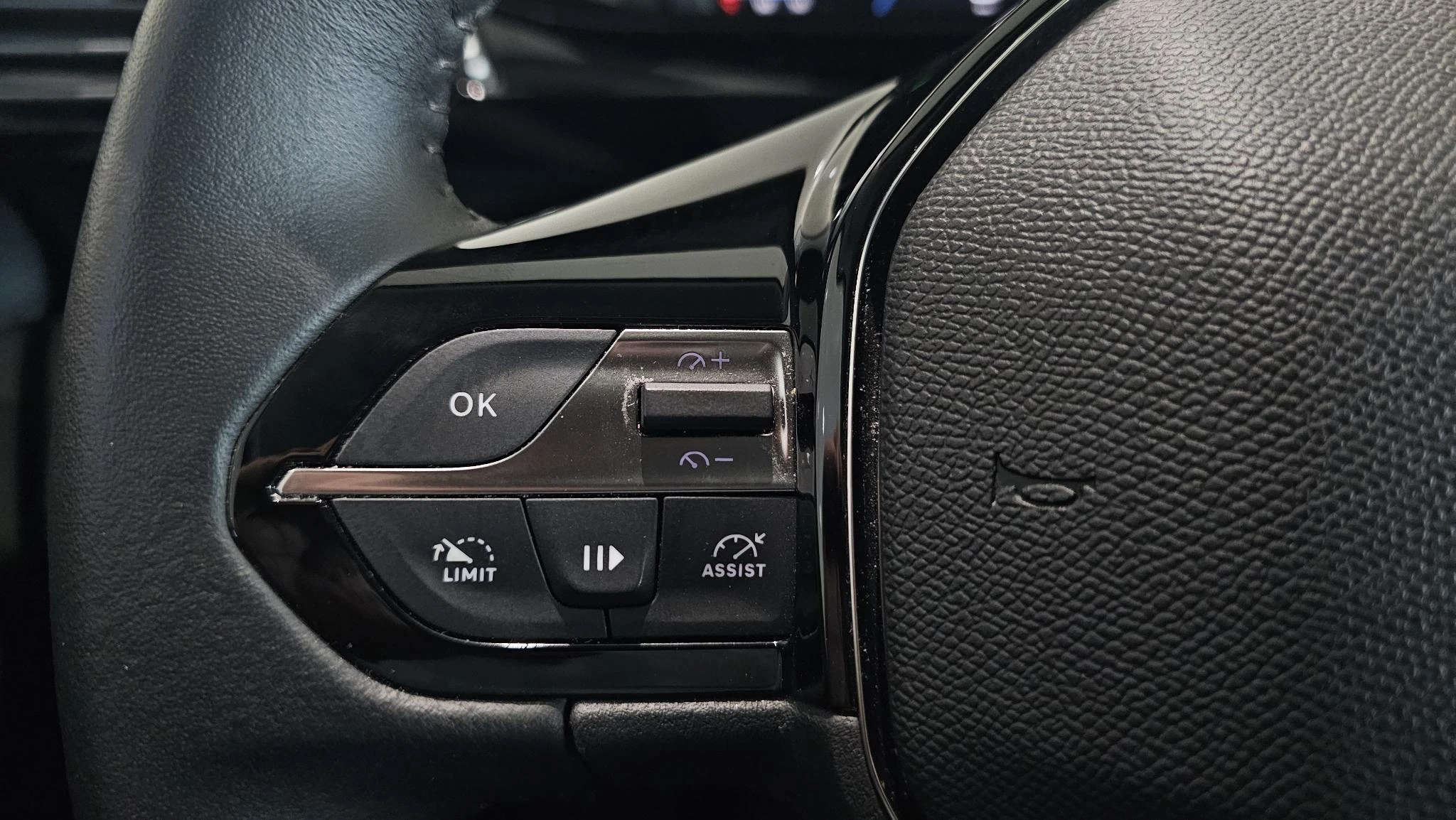 Peugeot-308-image-14