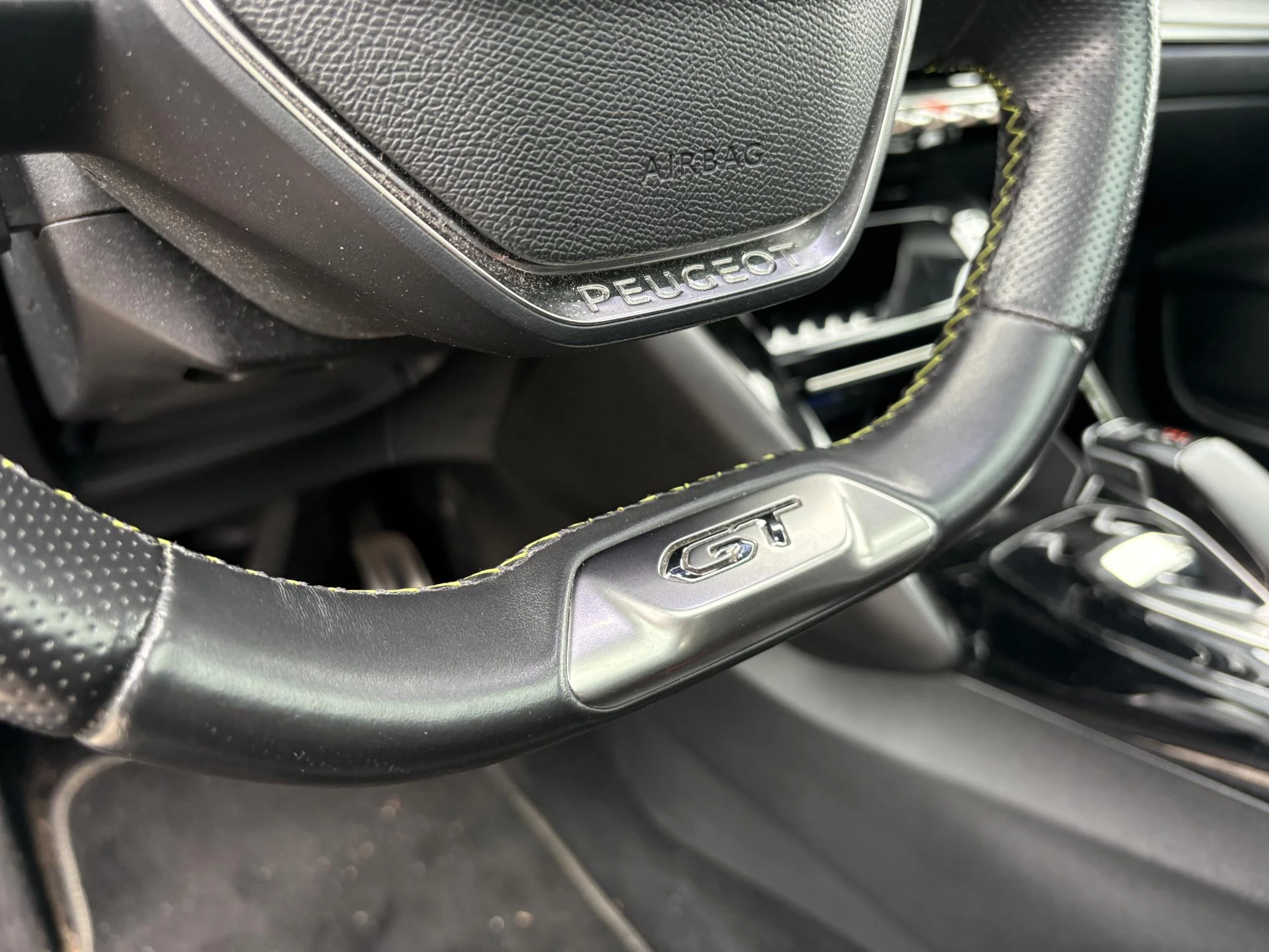 Peugeot-208-image-10