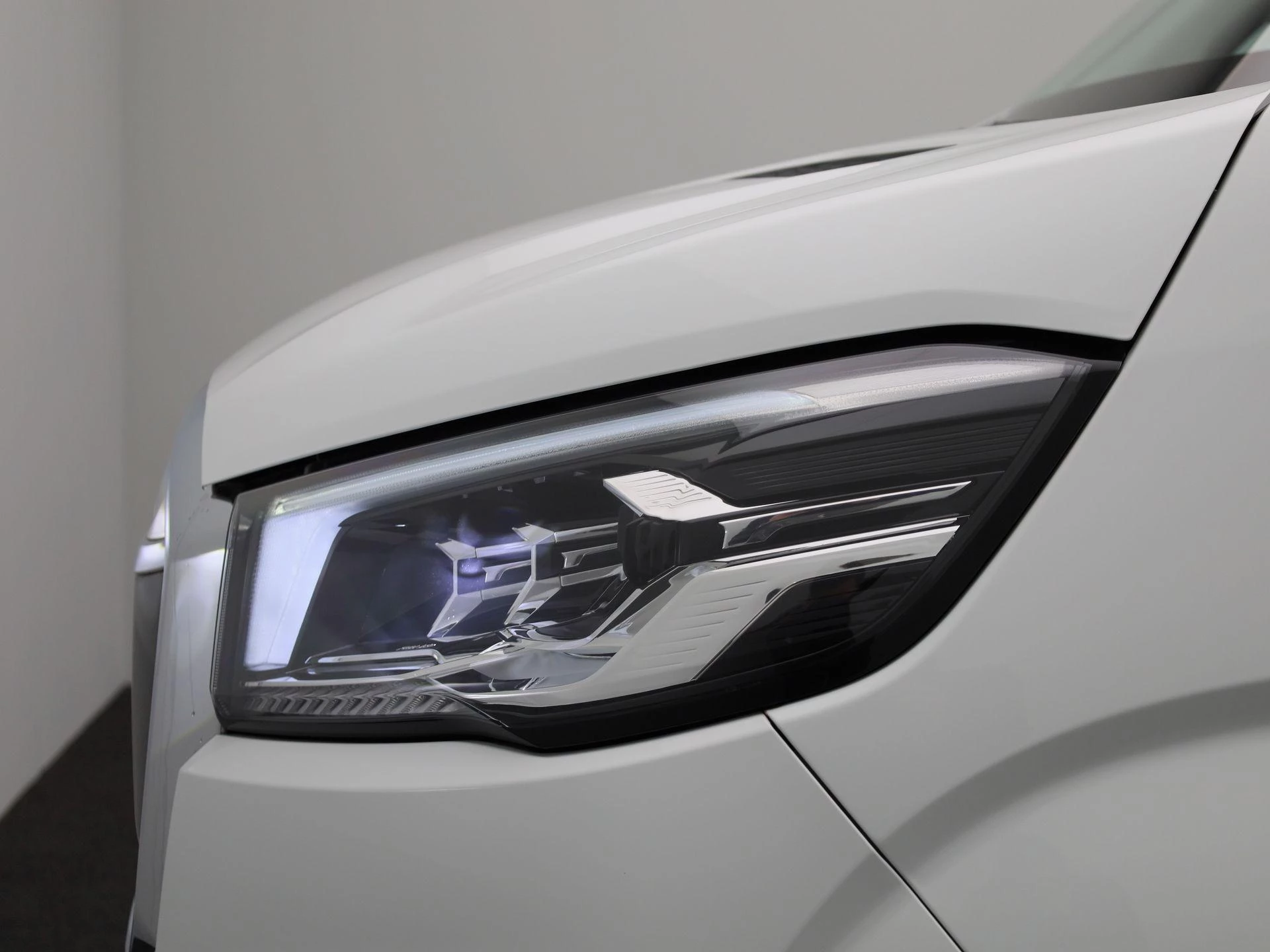 Maxus eDeliver9 L3H2 Business DEAL 89 kWh