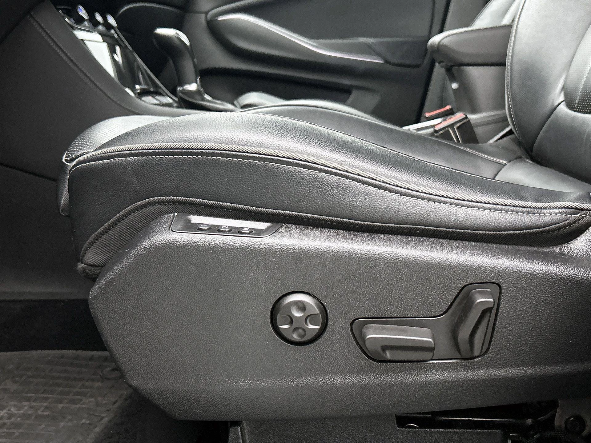 Opel-Grandland X-image-27