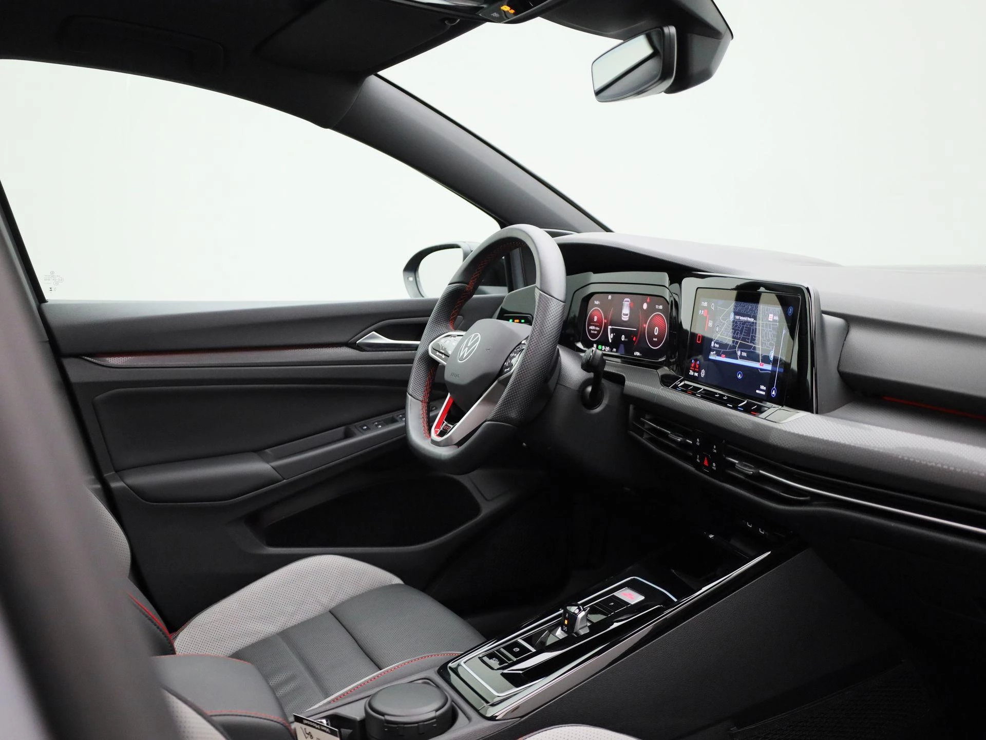 Volkswagen-Golf-image-37