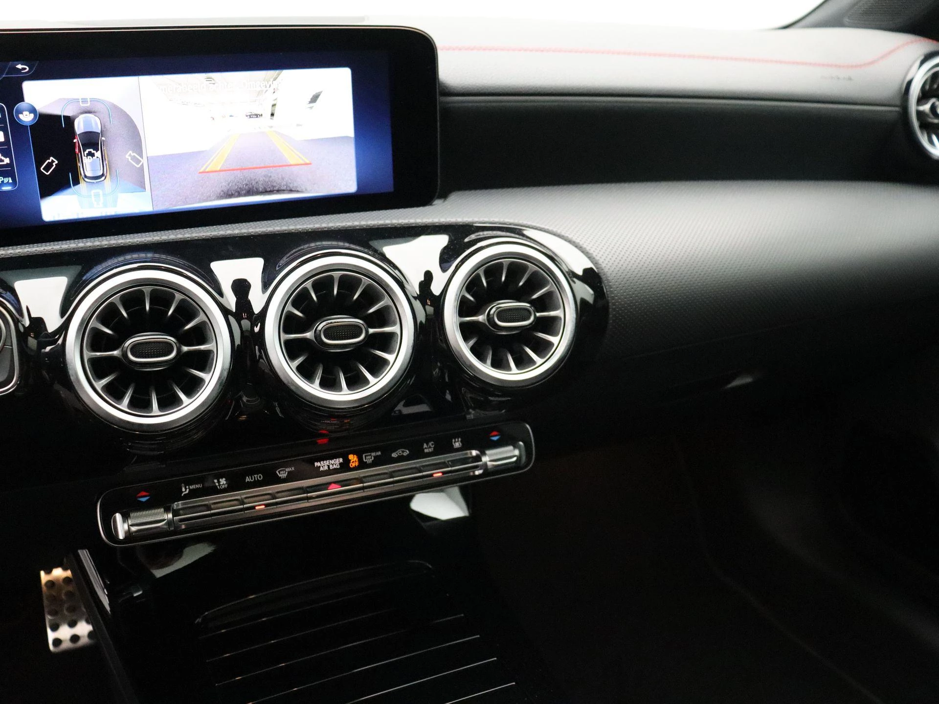 Mercedes-Benz CLA 250 e AMG Line Shooting Brake + MULTIBEAM LED + PANORAMISCH DAK + CARPLAY +