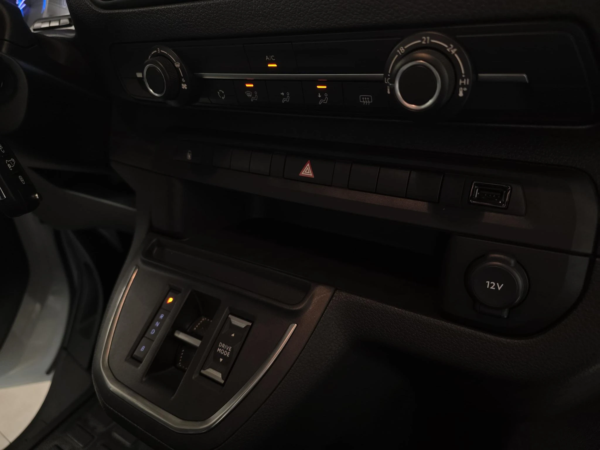 Citroën-ë-Jumpy-image-20