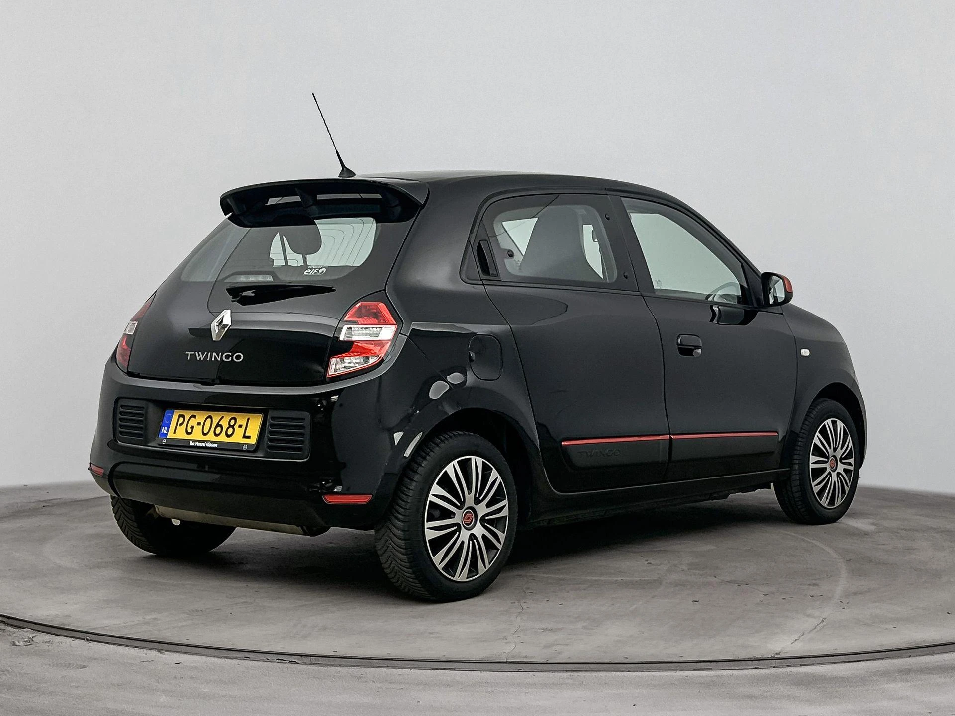 Renault-Twingo-image-3