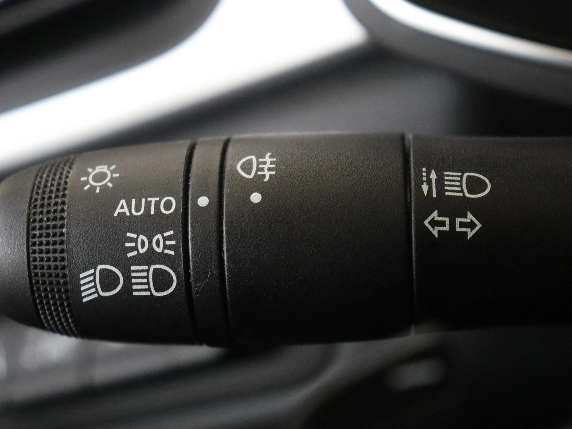 Renault-Captur-image-23