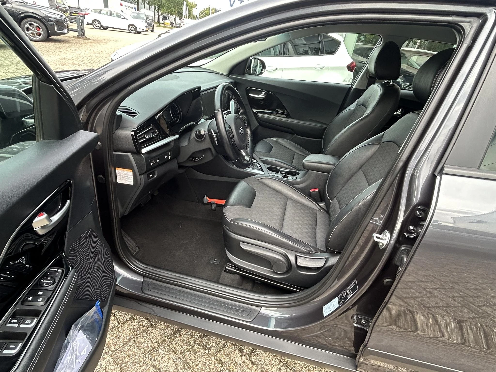 Kia-Niro-image-9