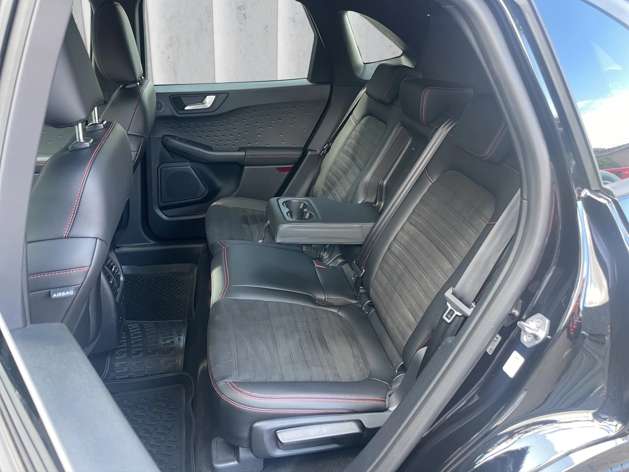 Ford-Kuga-image-10