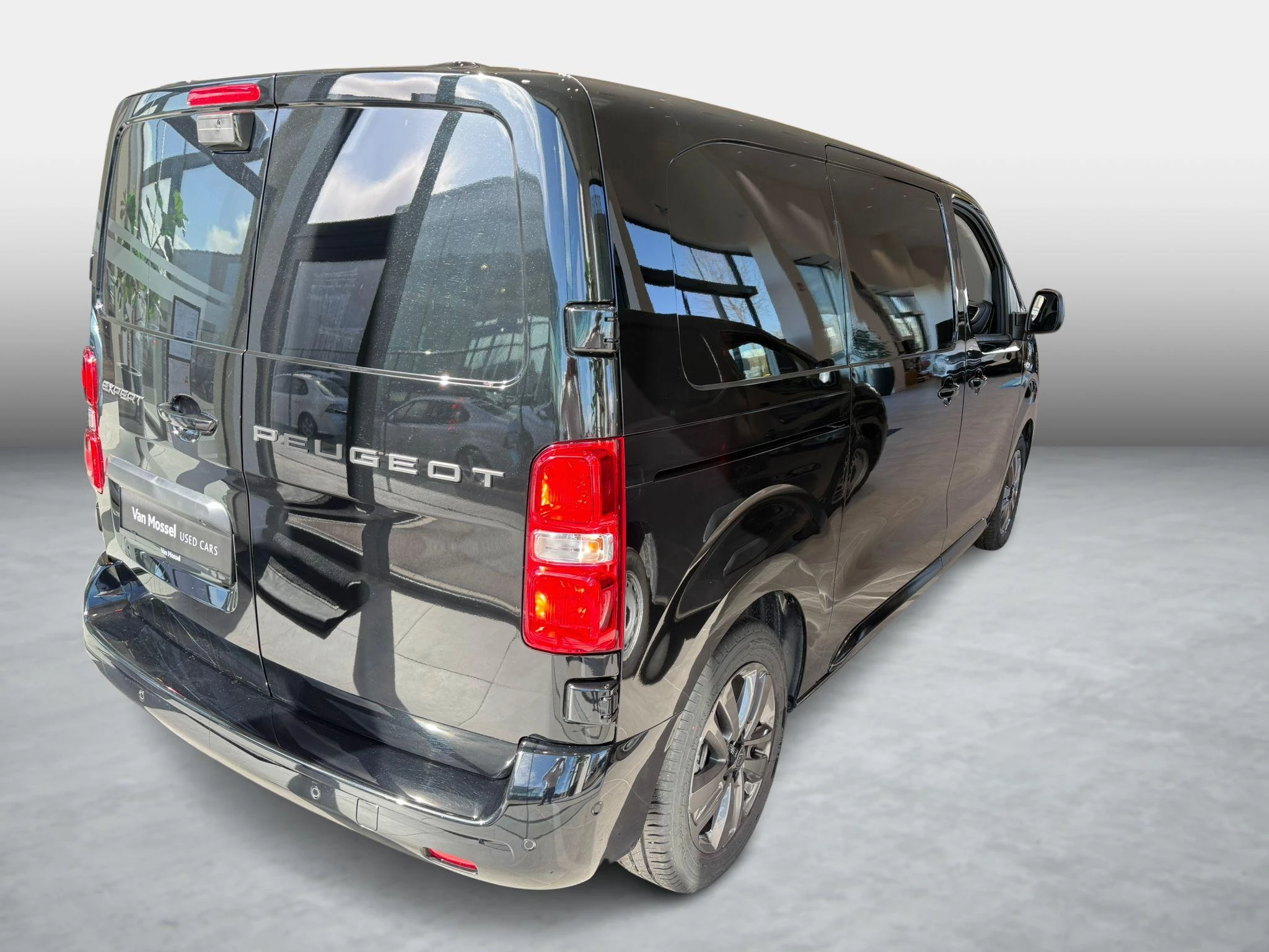 Peugeot Expert Standard L2 2.0 BlueHDi 180 EAT8