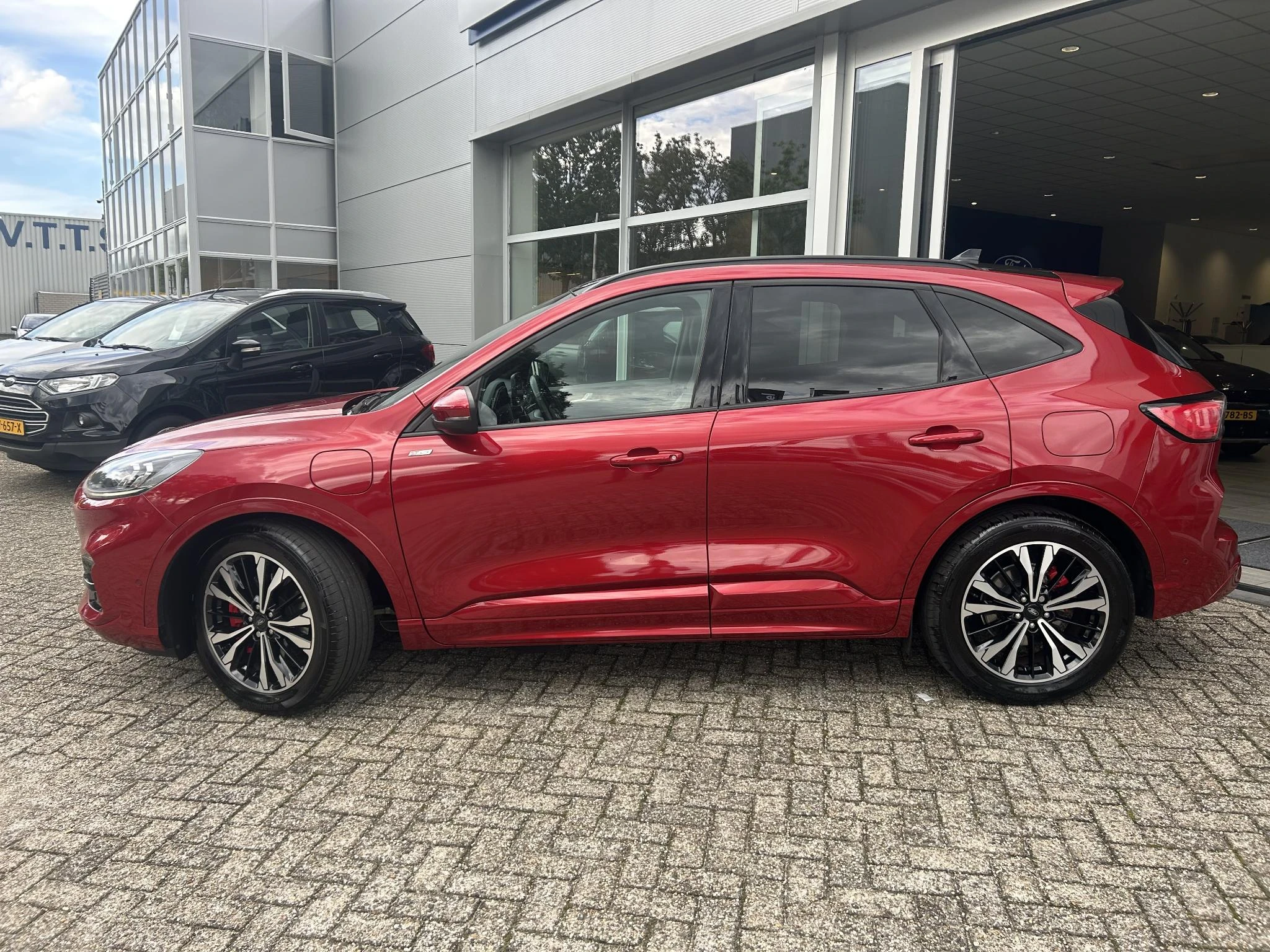 Ford-Kuga-image-1