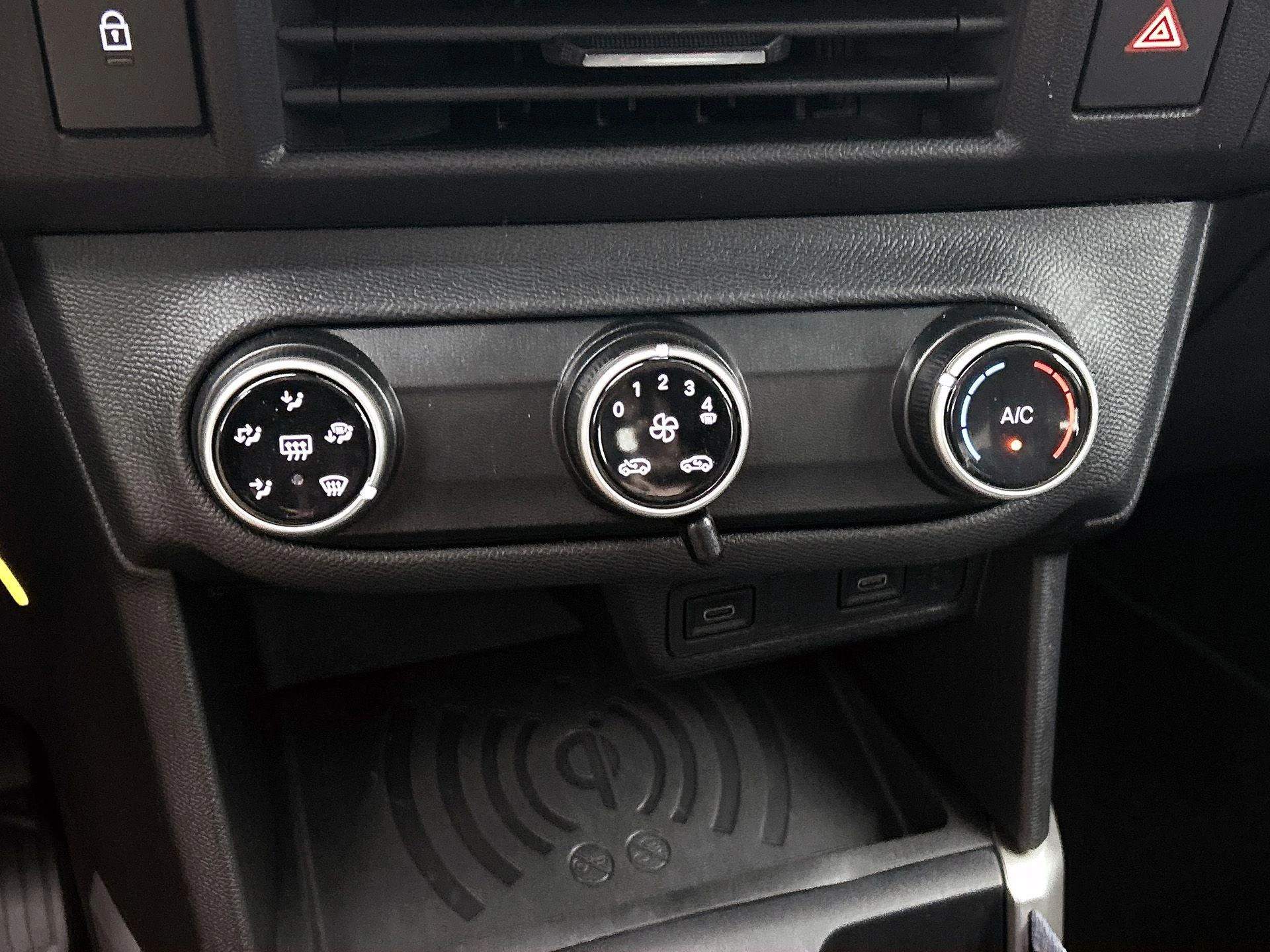 Opel Frontera 1.2 Turbo Hybrid Edition