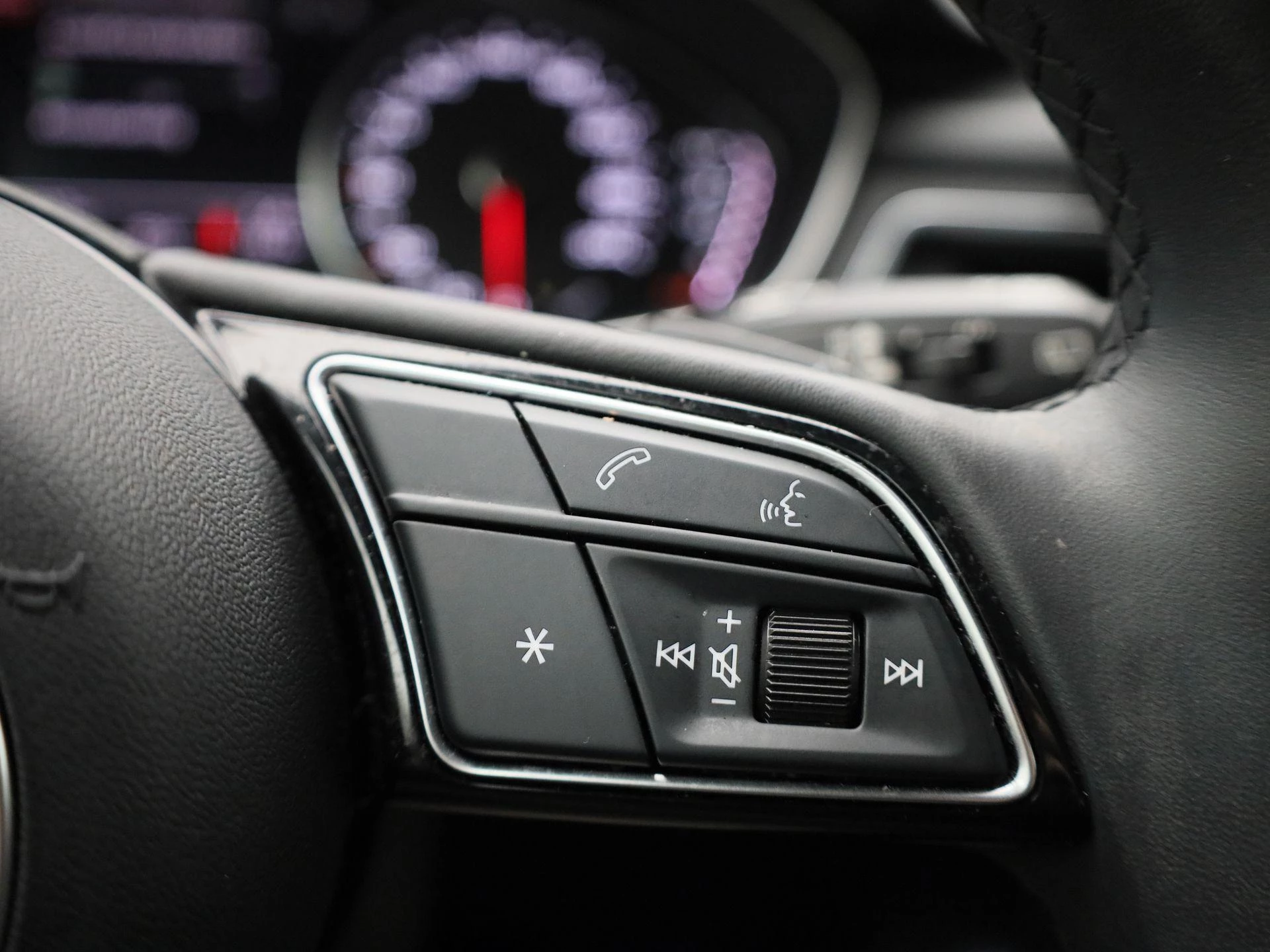 Audi-A4-image-23