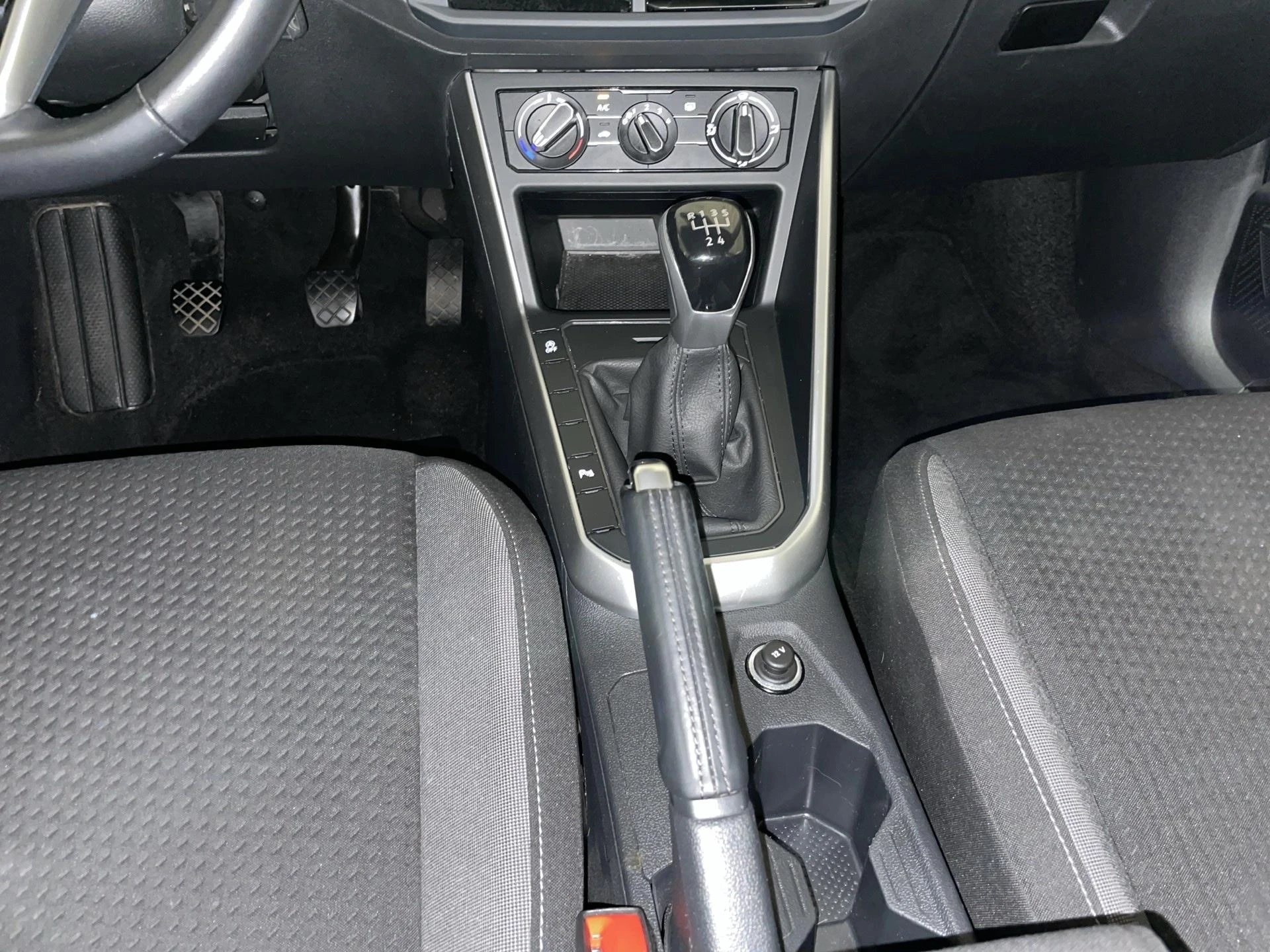 Volkswagen Polo 1.0 TSI Life Business