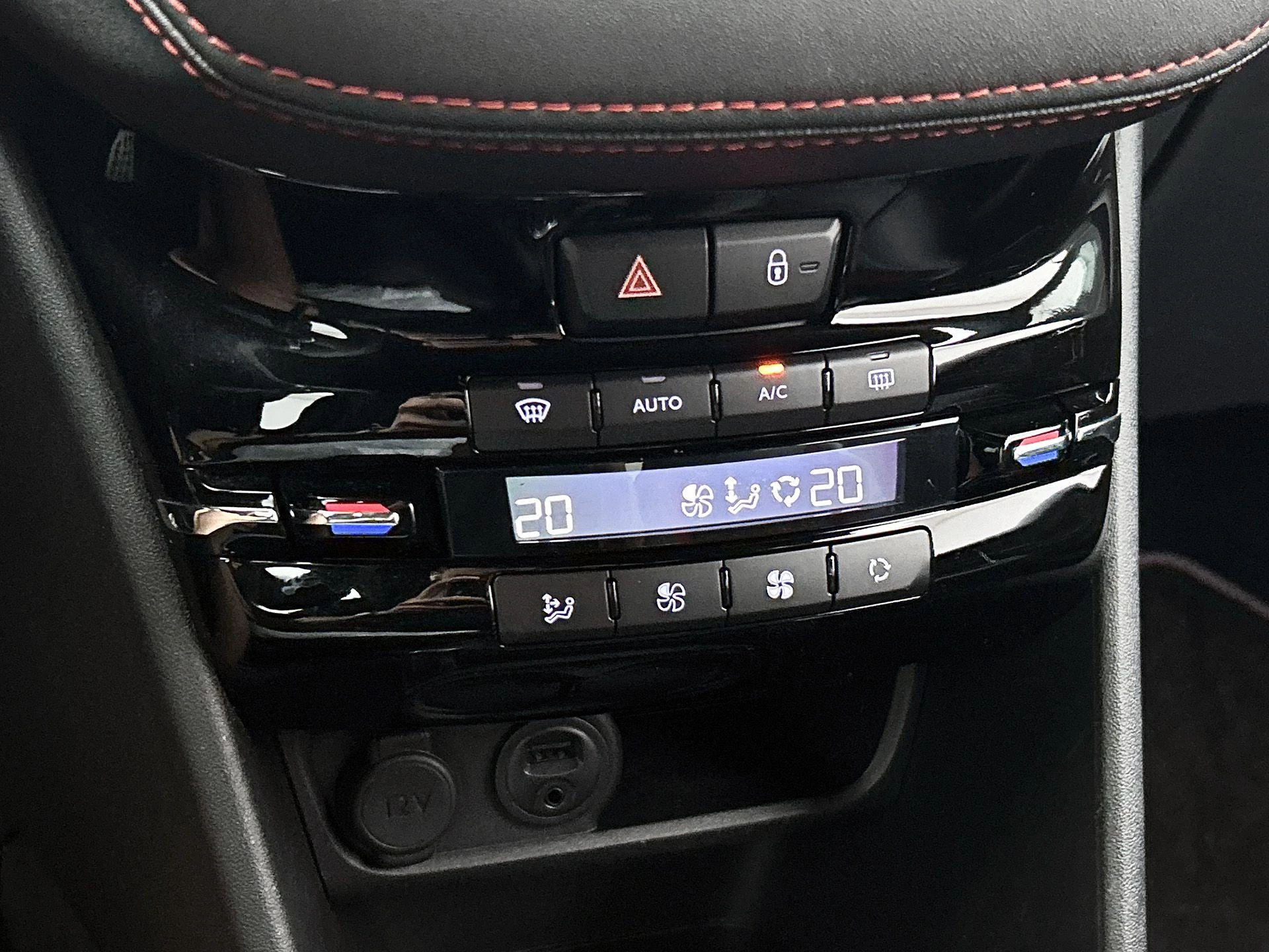 Peugeot 208 1.6 e-THP GTi