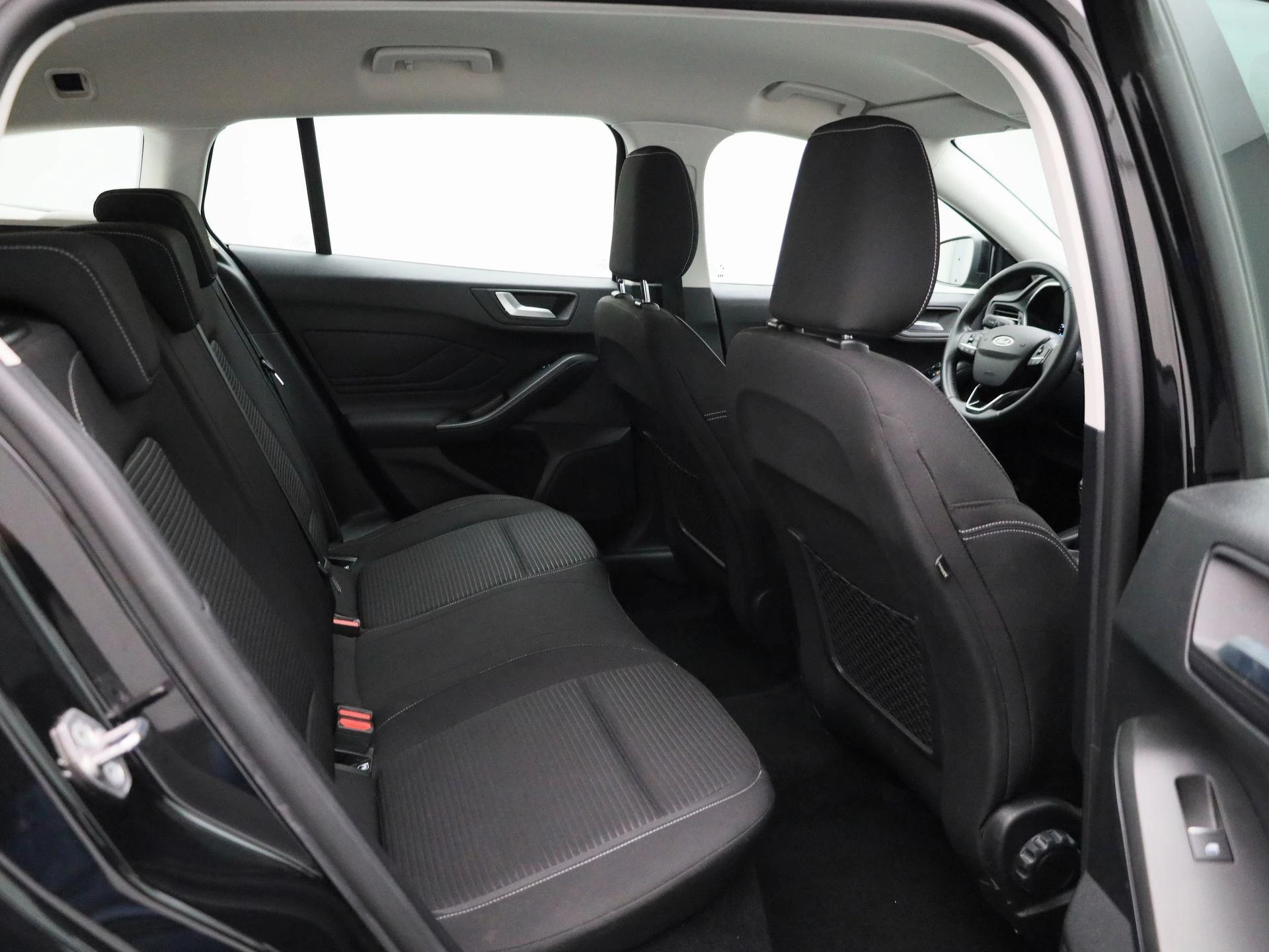 Ford Focus Wagon 1.0 EcoBoost Hybrid Titanium