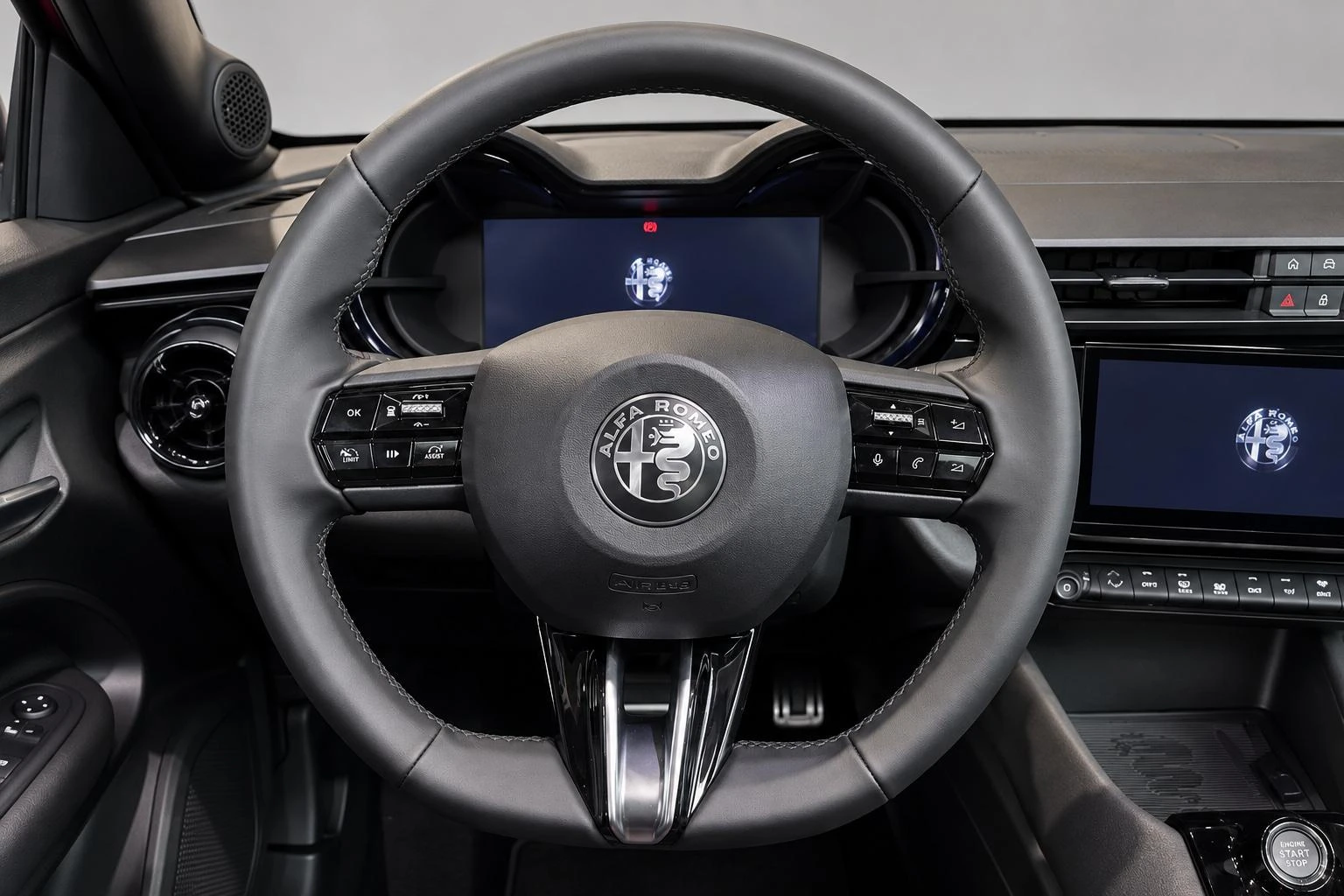 Alfa Romeo-Junior-image-13