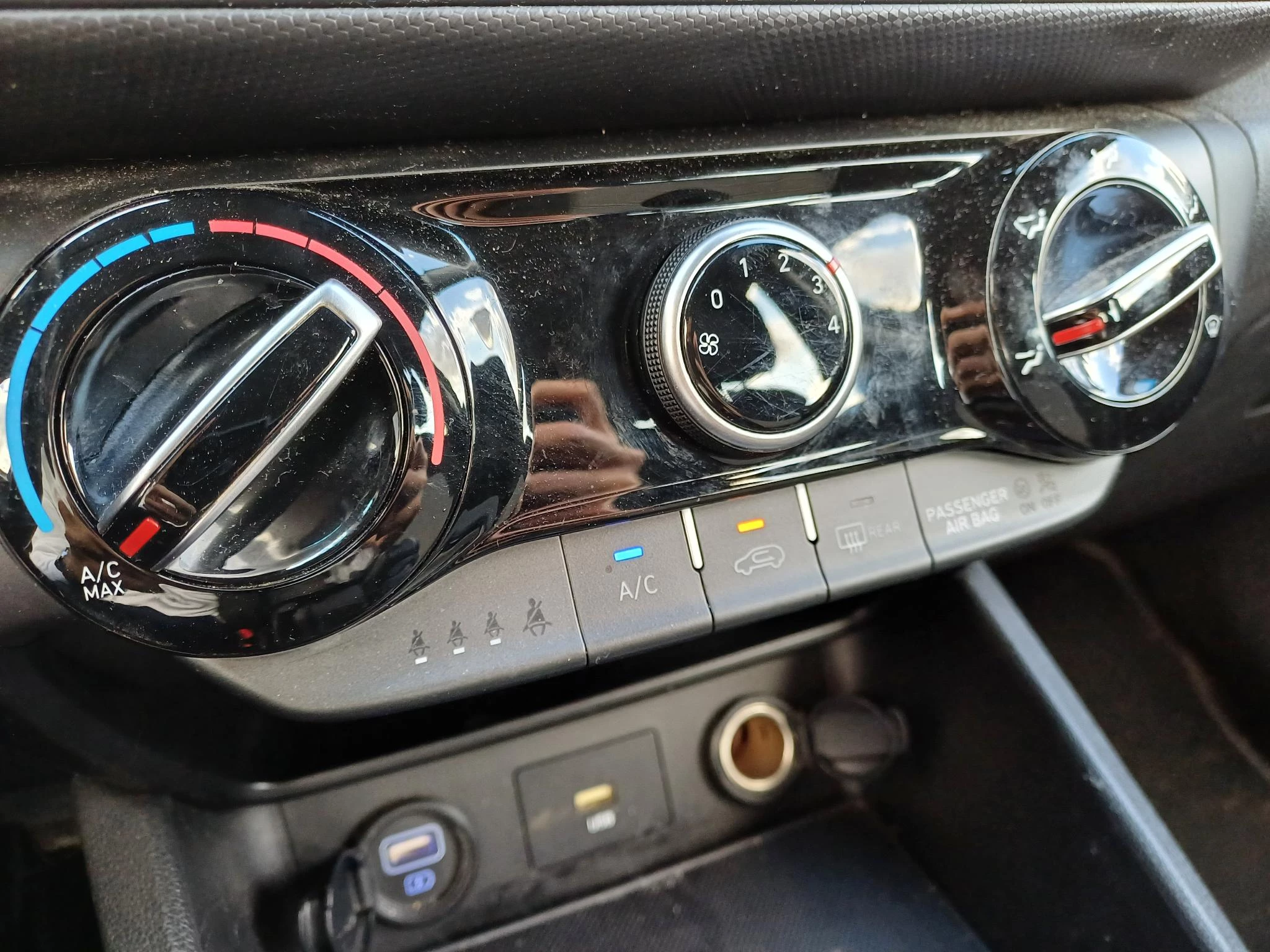 Hyundai-Kona-image-13